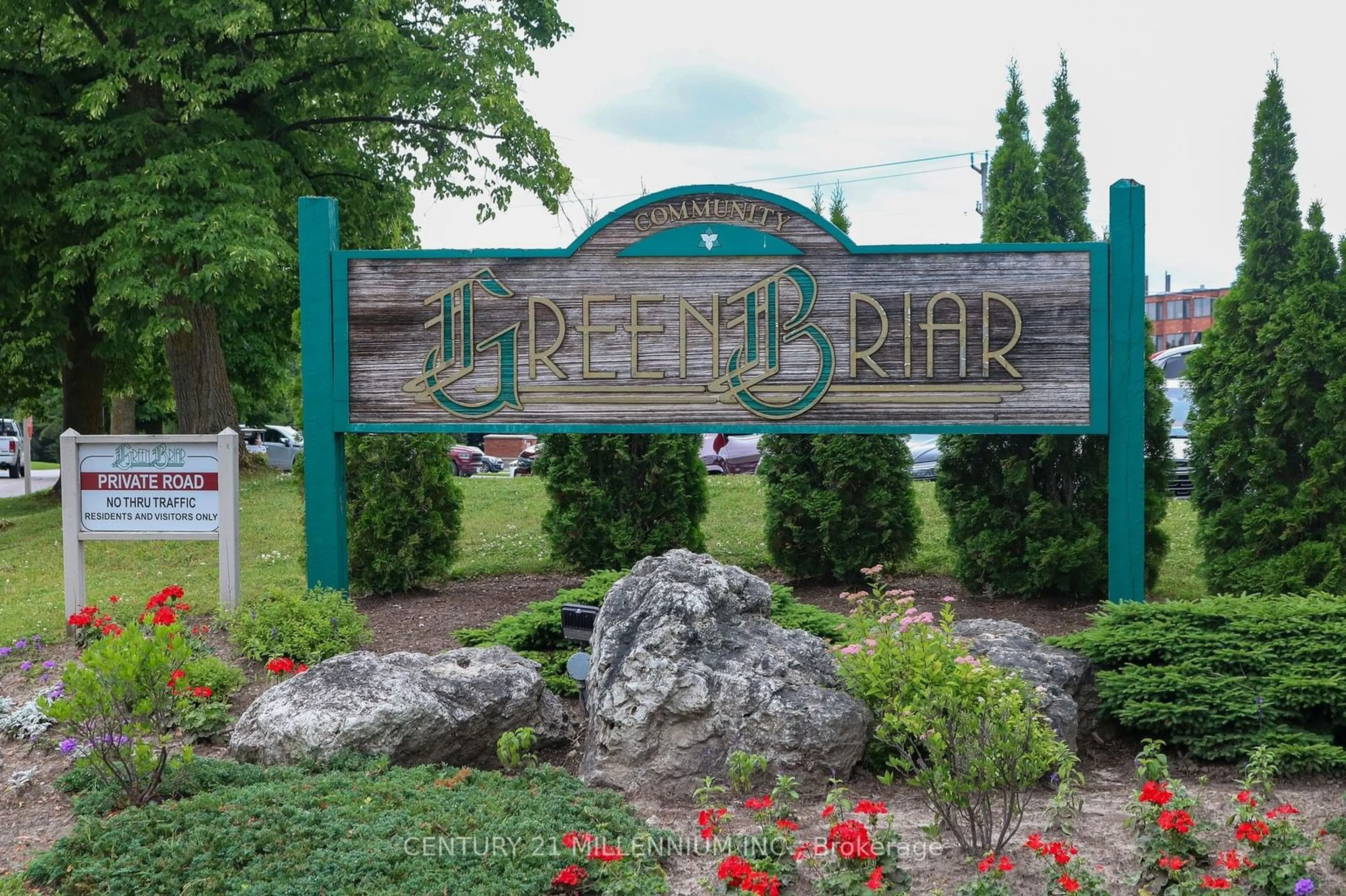 Street view for 27 Green Briar Rd, New Tecumseth Ontario L9R 1R6
