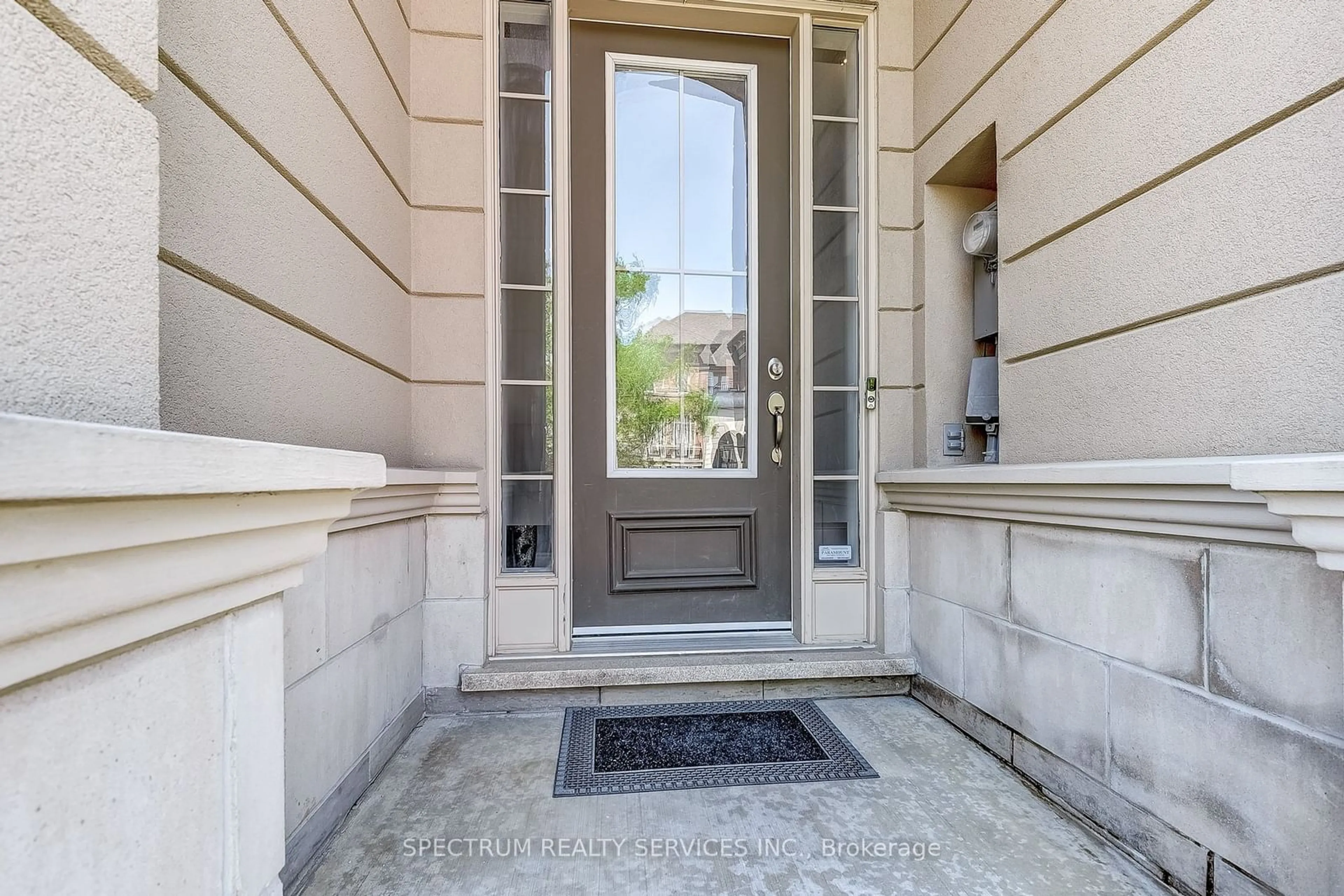 Indoor entryway for 72 Hansard Dr, Vaughan Ontario L4H 0V7