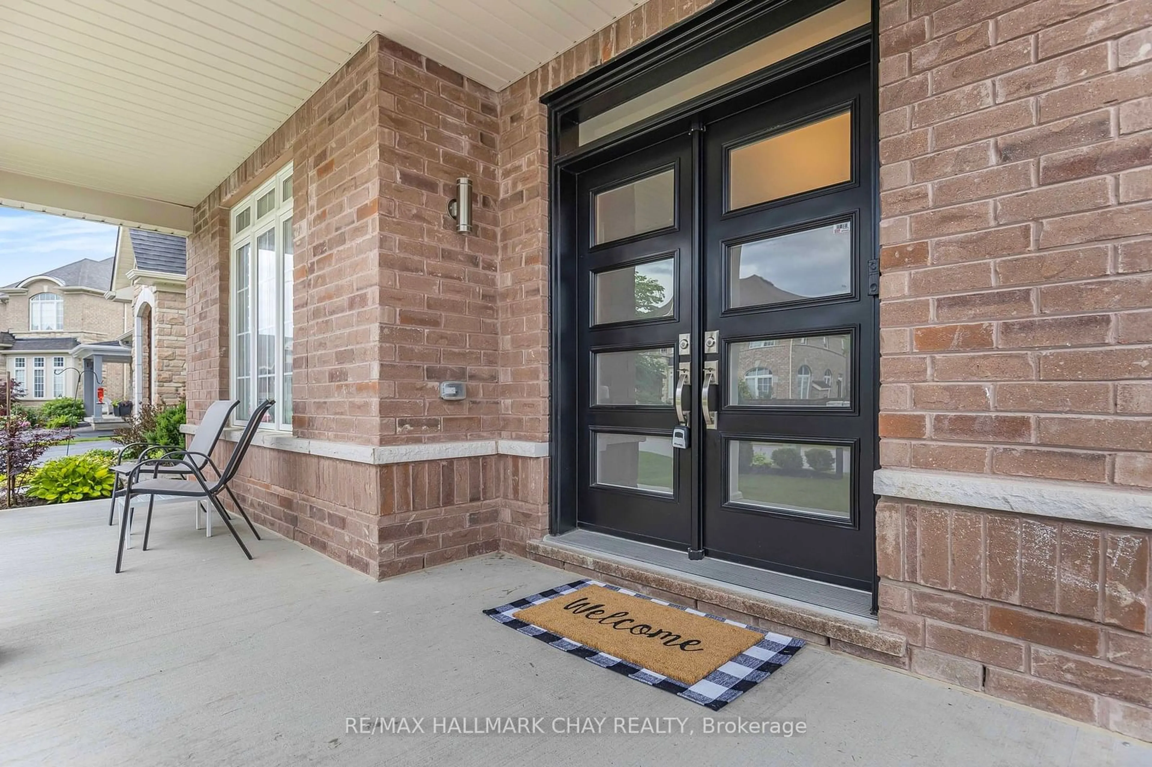 Indoor entryway for 29 Copeland Cres, Innisfil Ontario L0L 1L0