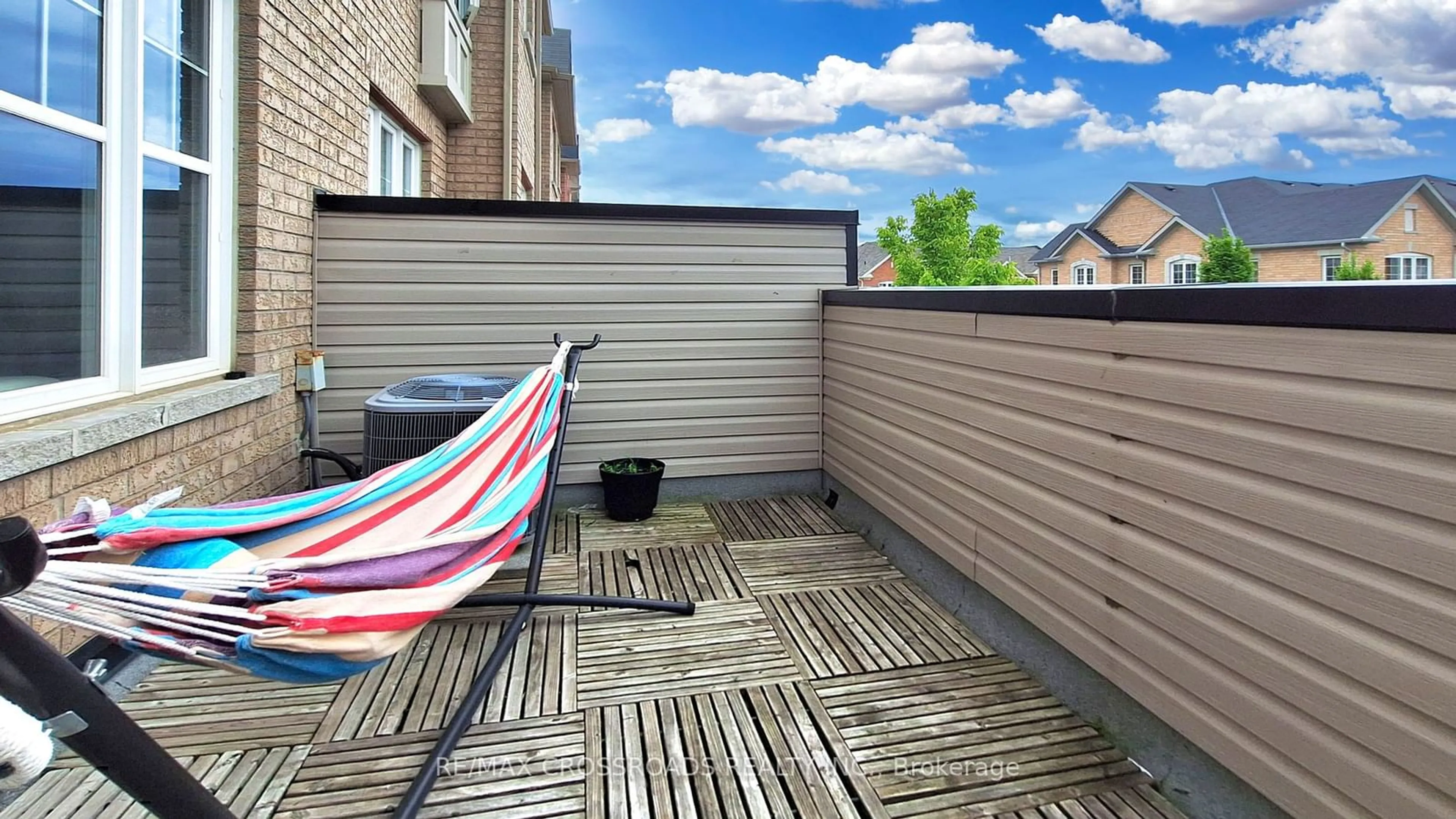 Patio for 10610 Bathurst St, Vaughan Ontario L6A 4B6