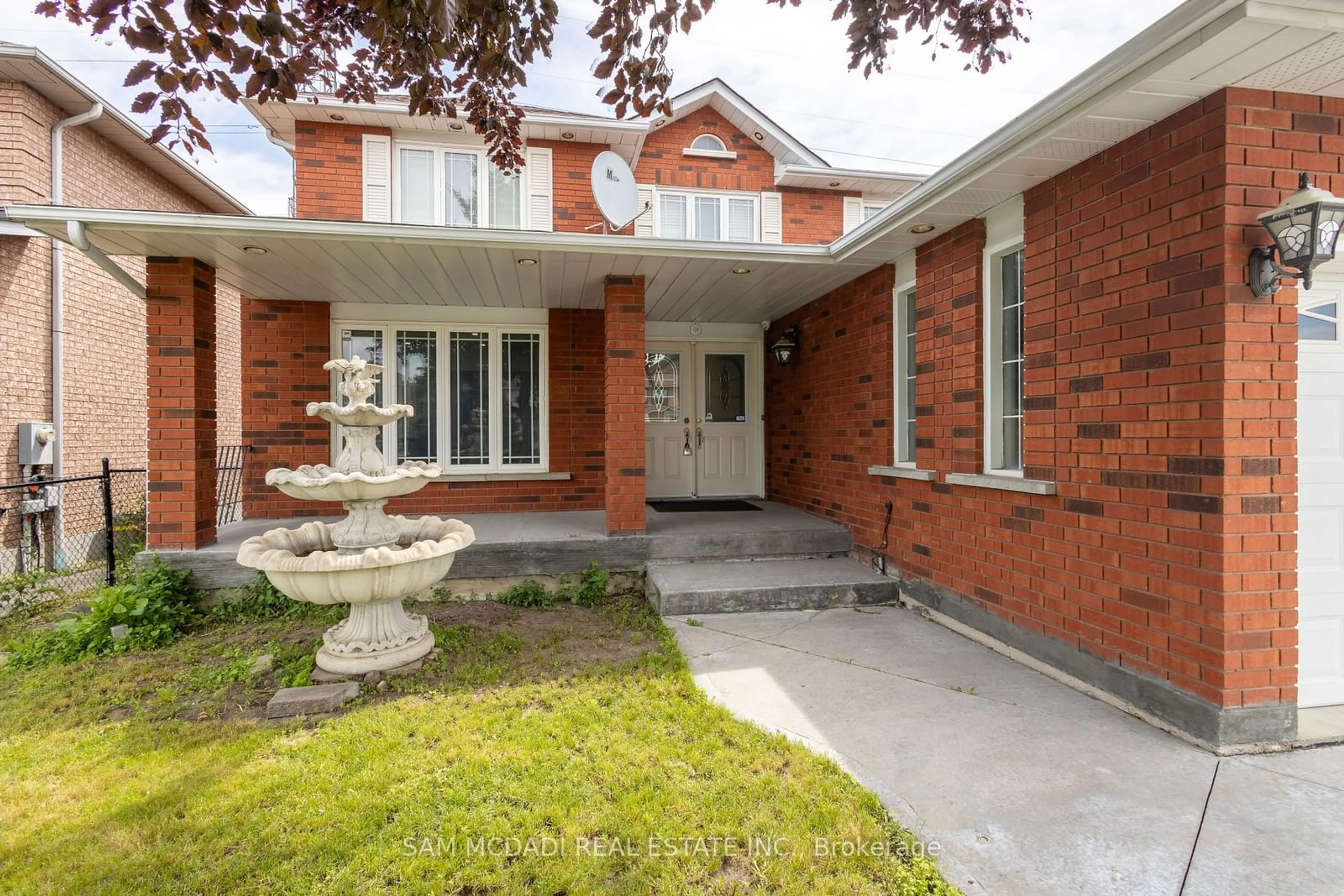 Home with brick exterior material for 218 Mapes Ave, Vaughan Ontario L4L 8R8