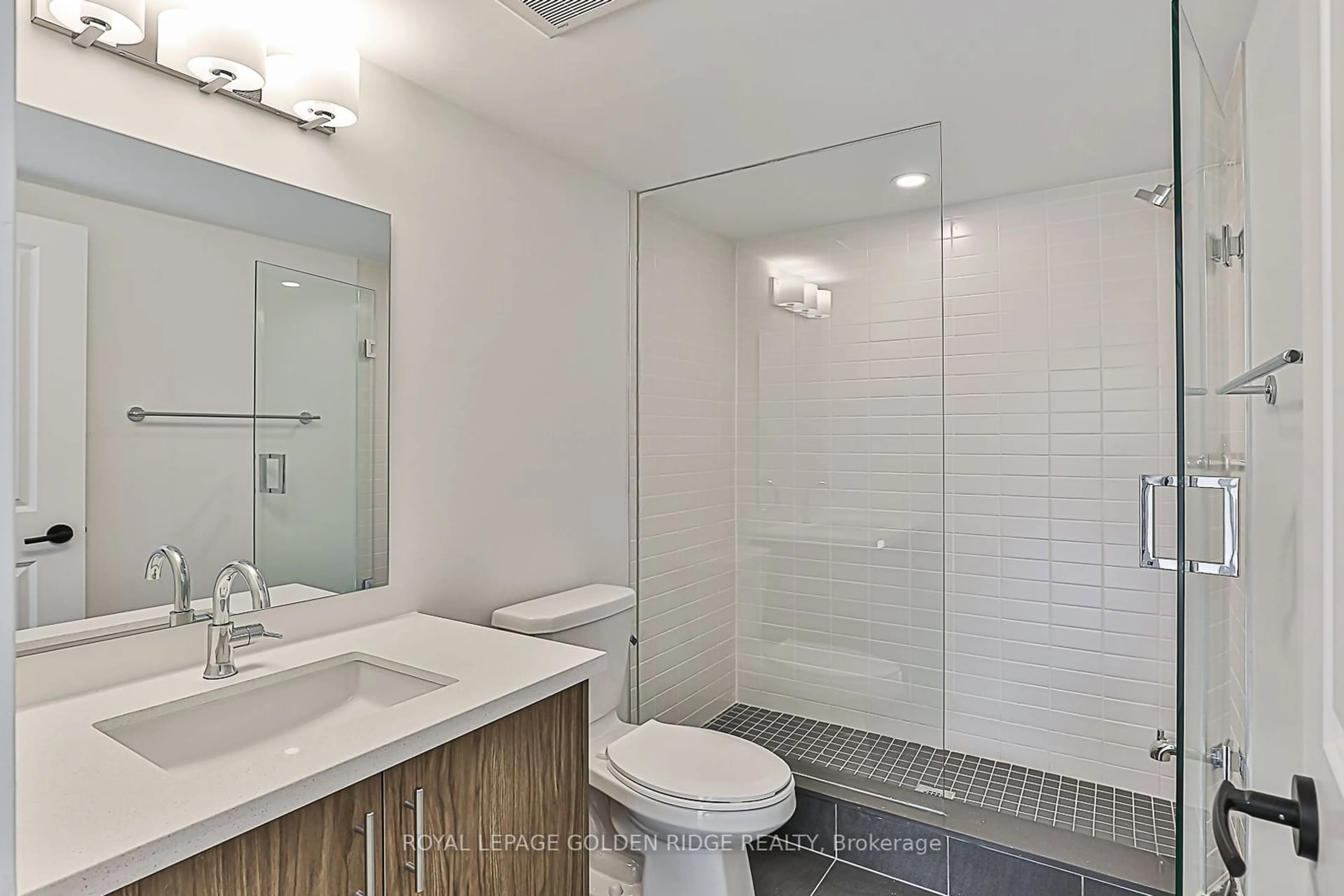 Standard bathroom for 82 Herman Gilroy Lane, Markham Ontario L6C 1N6