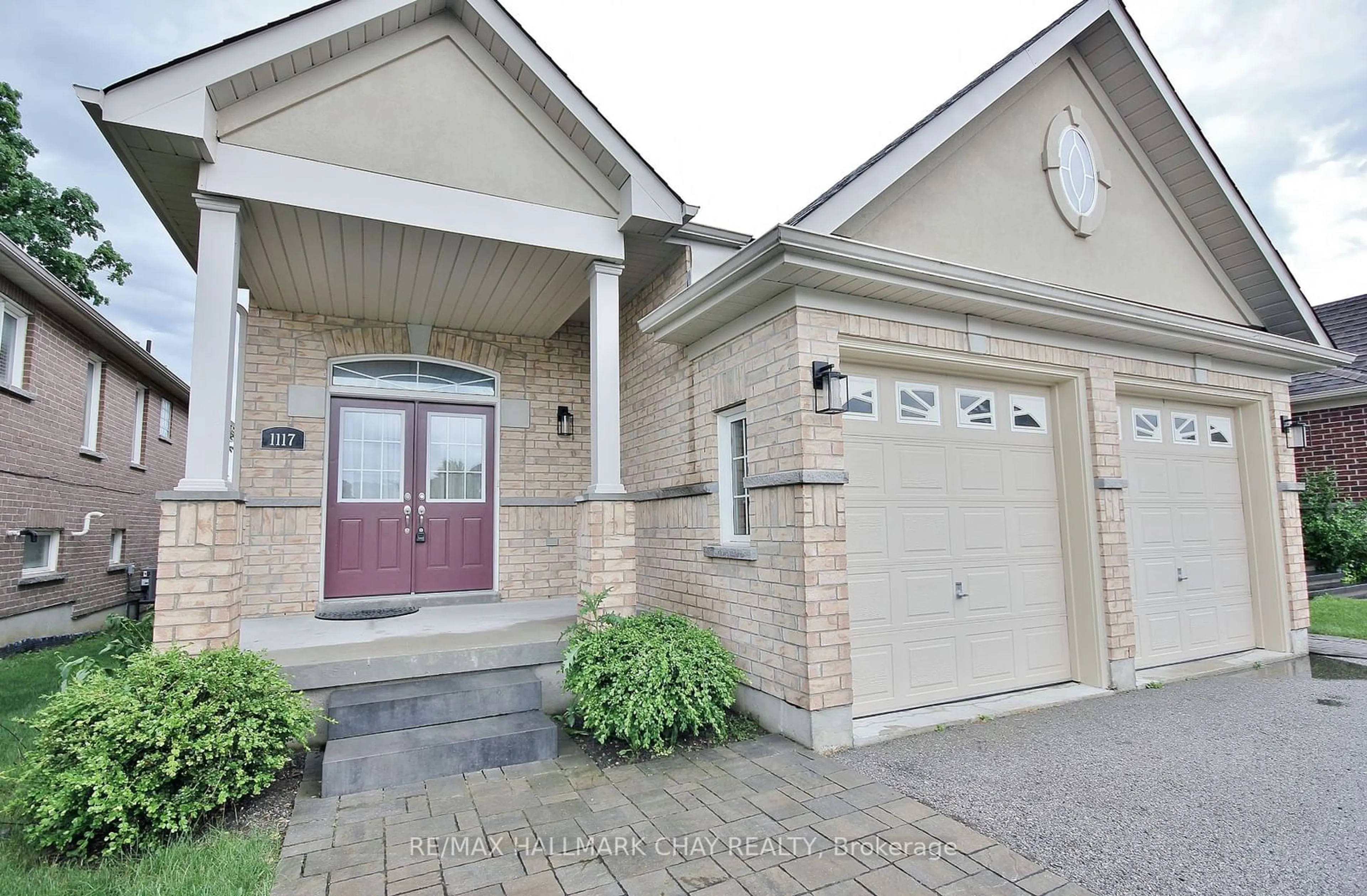 Home with brick exterior material for 1117 WESTMOUNT Ave, Innisfil Ontario L9S 4Z4