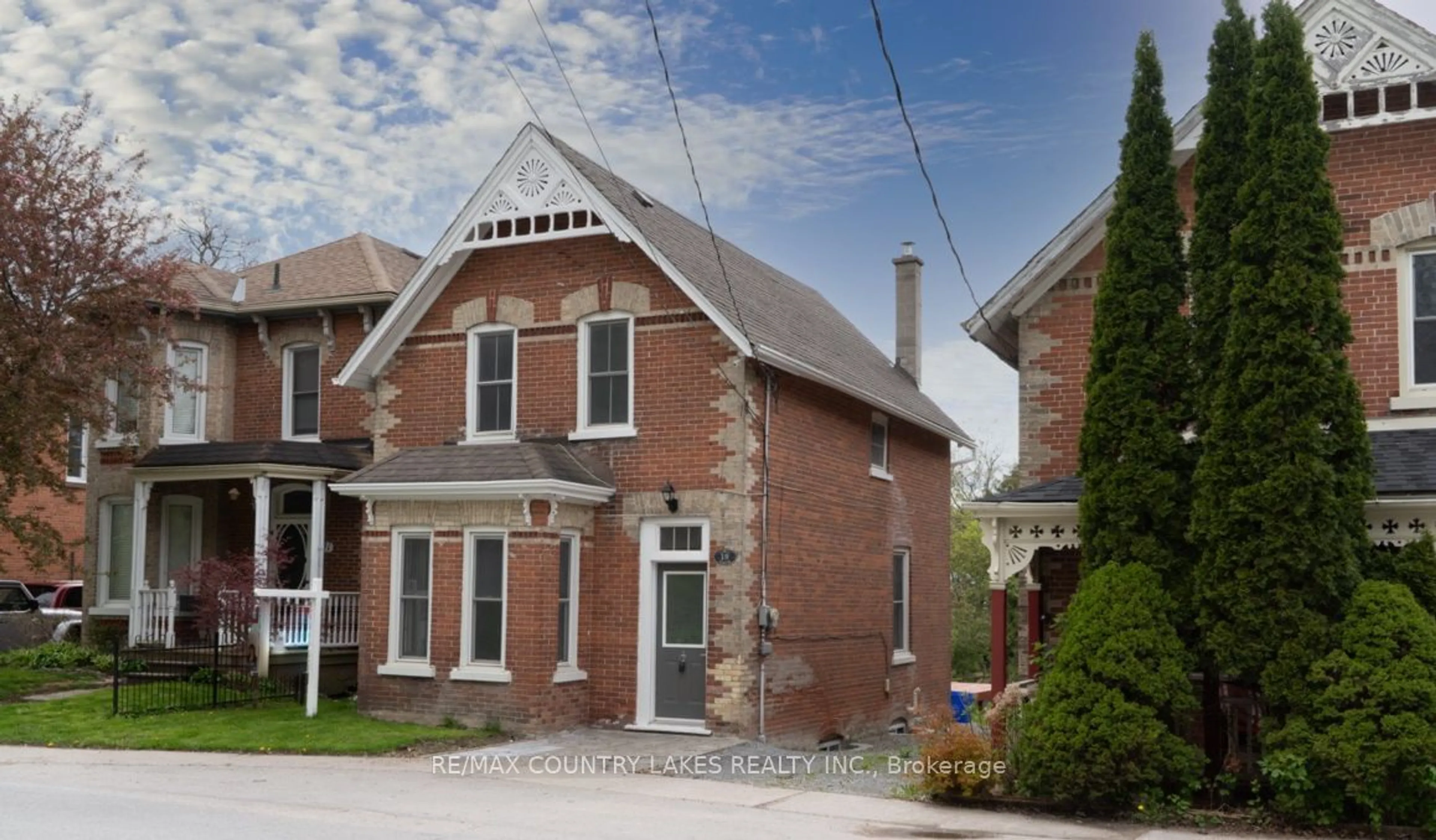 Home with brick exterior material for 19 Peace St, Brock Ontario L0E 1E0