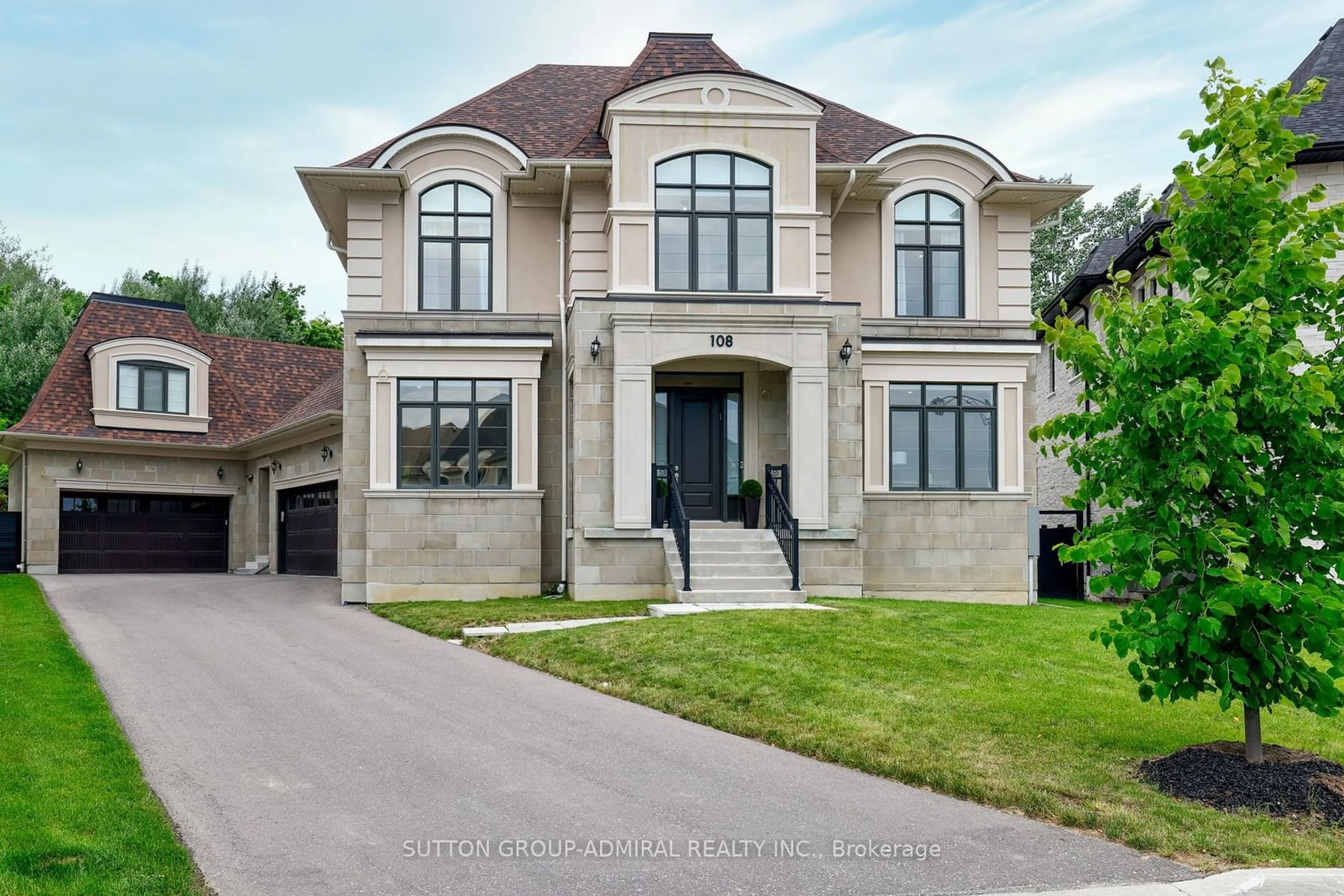 Frontside or backside of a home for 108 Lady Jessica Dr, Vaughan Ontario L6A 4Z7