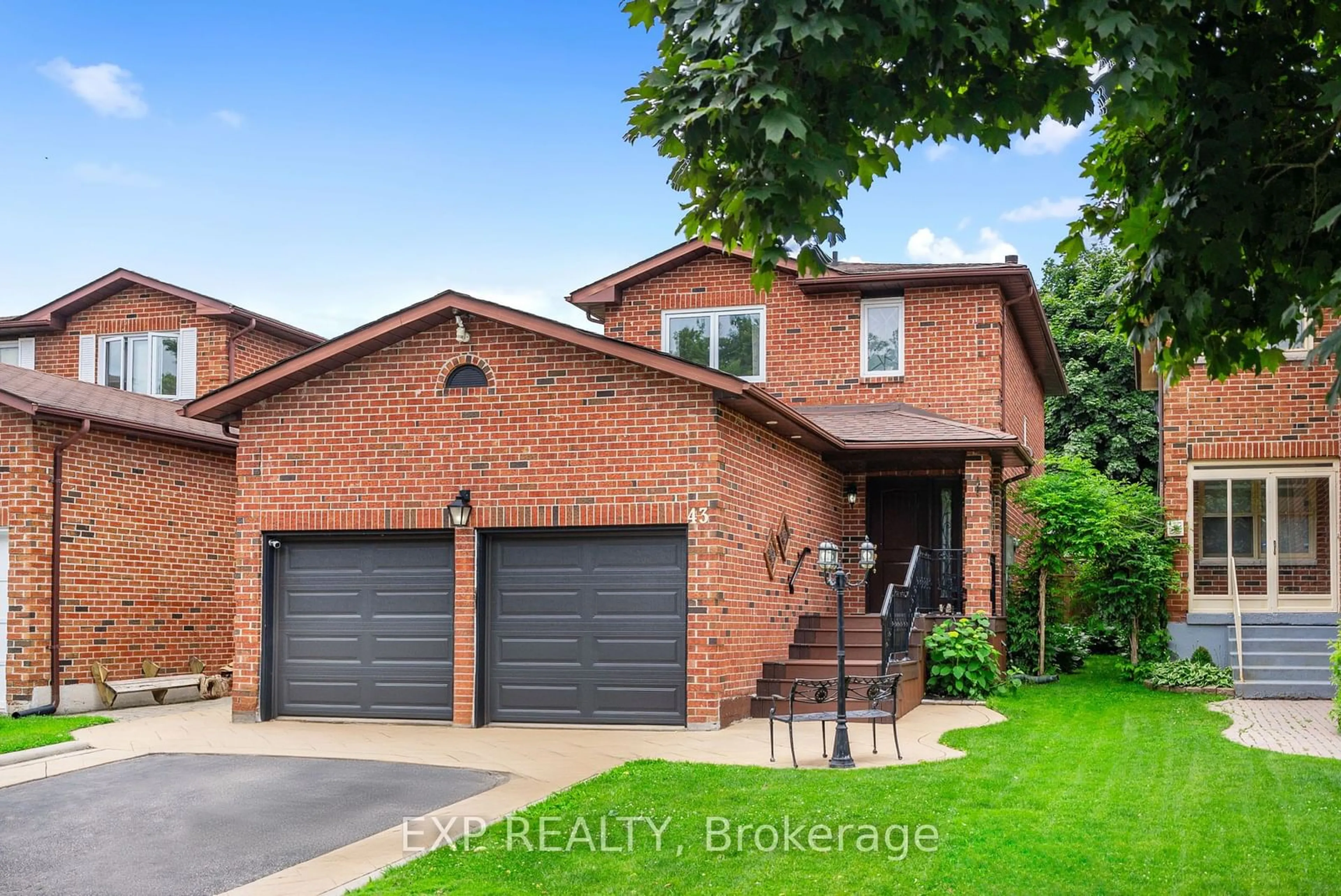 Frontside or backside of a home for 43 Belvedere Cres, Richmond Hill Ontario L4C 8W1