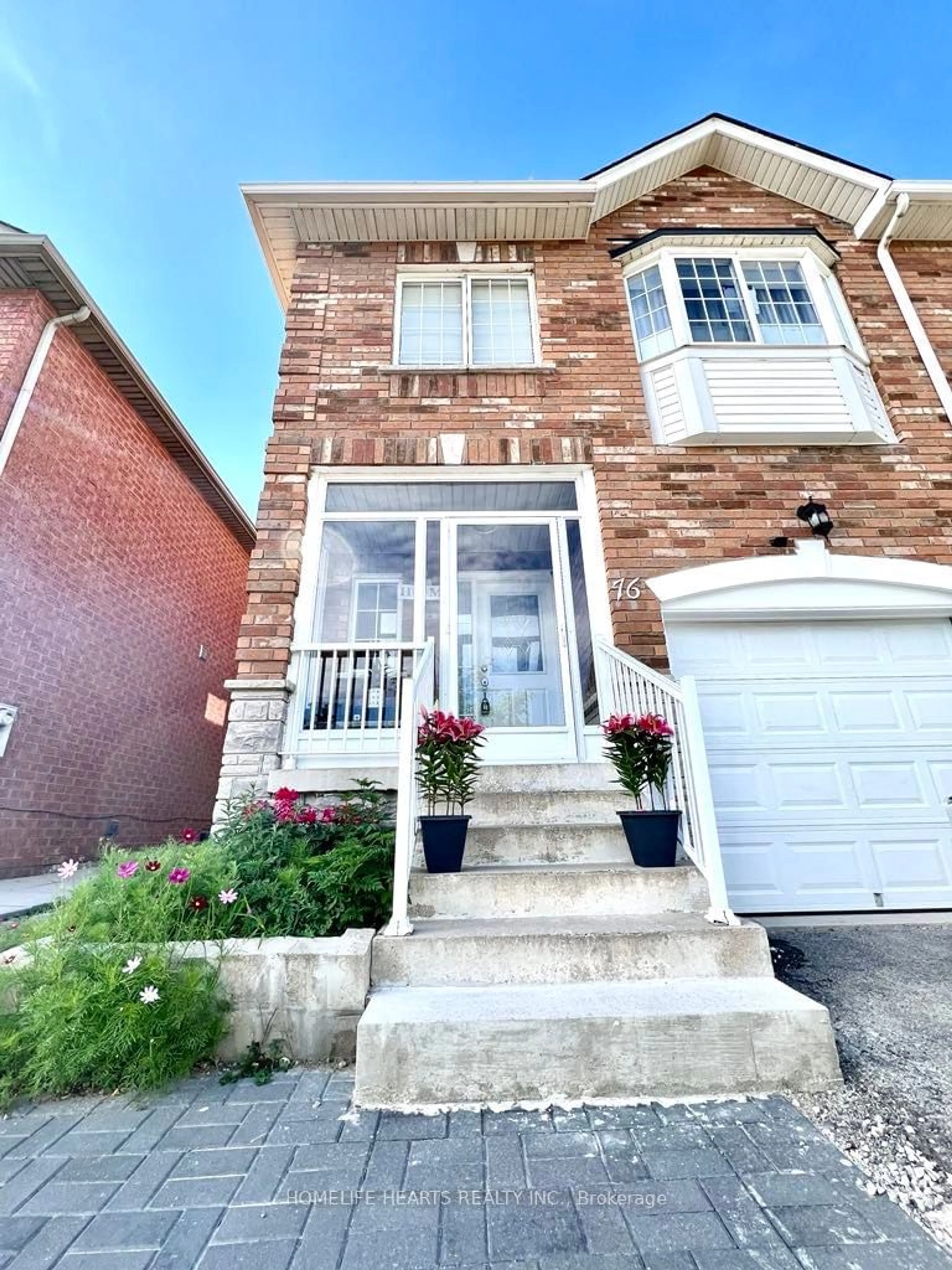 Home with brick exterior material for 76 Fieldstone Dr, Vaughan Ontario L4L 9H2