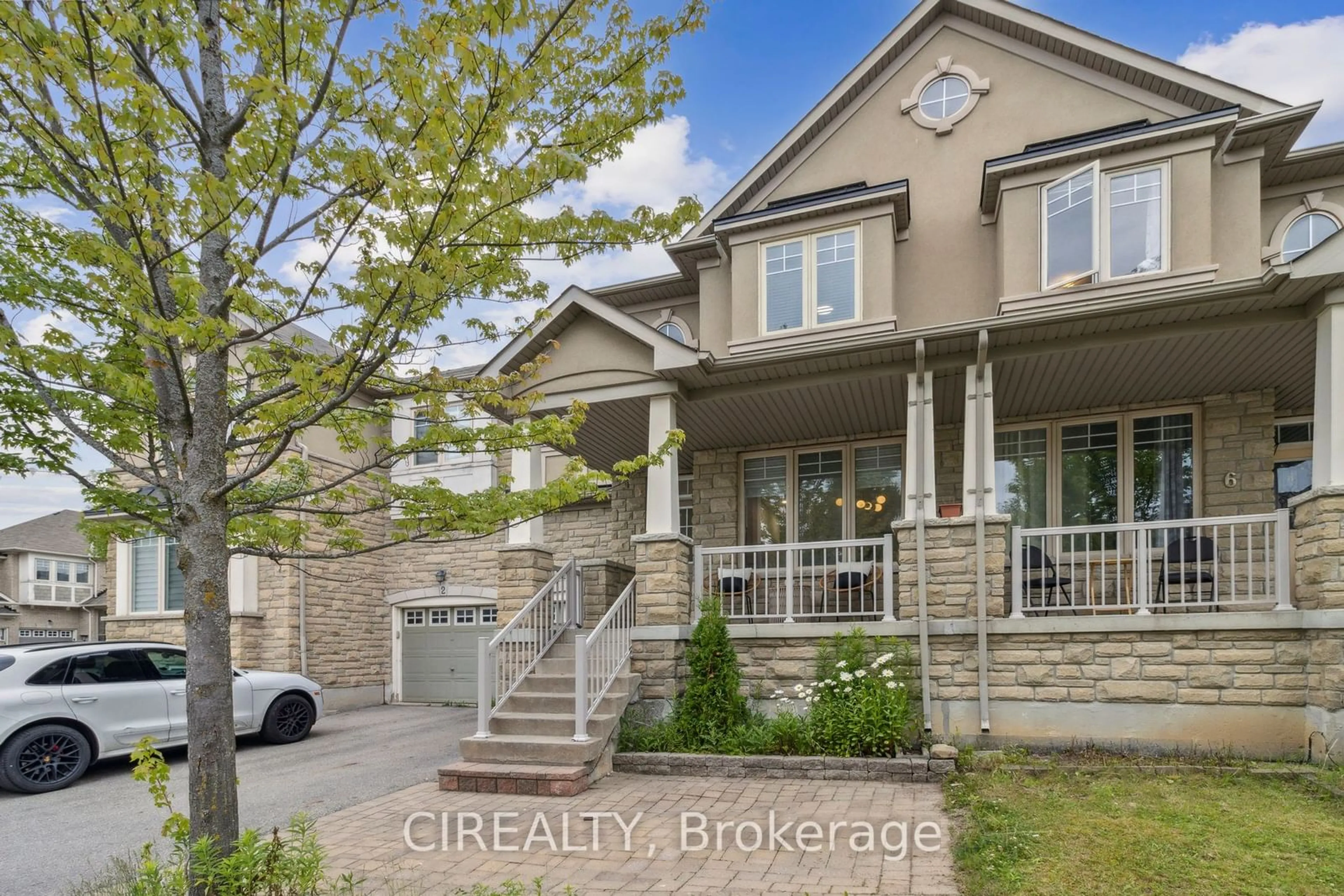 Frontside or backside of a home for 4 Thistle Ave, Richmond Hill Ontario L4E 0C1