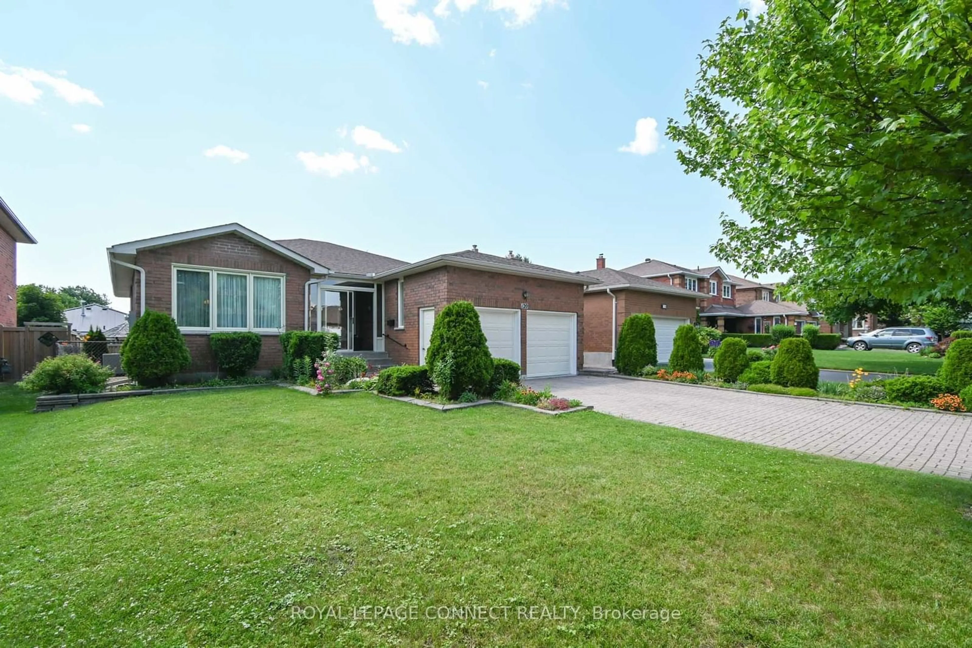 Frontside or backside of a home for 120 Aspen Cres, Whitchurch-Stouffville Ontario L4A 5C6