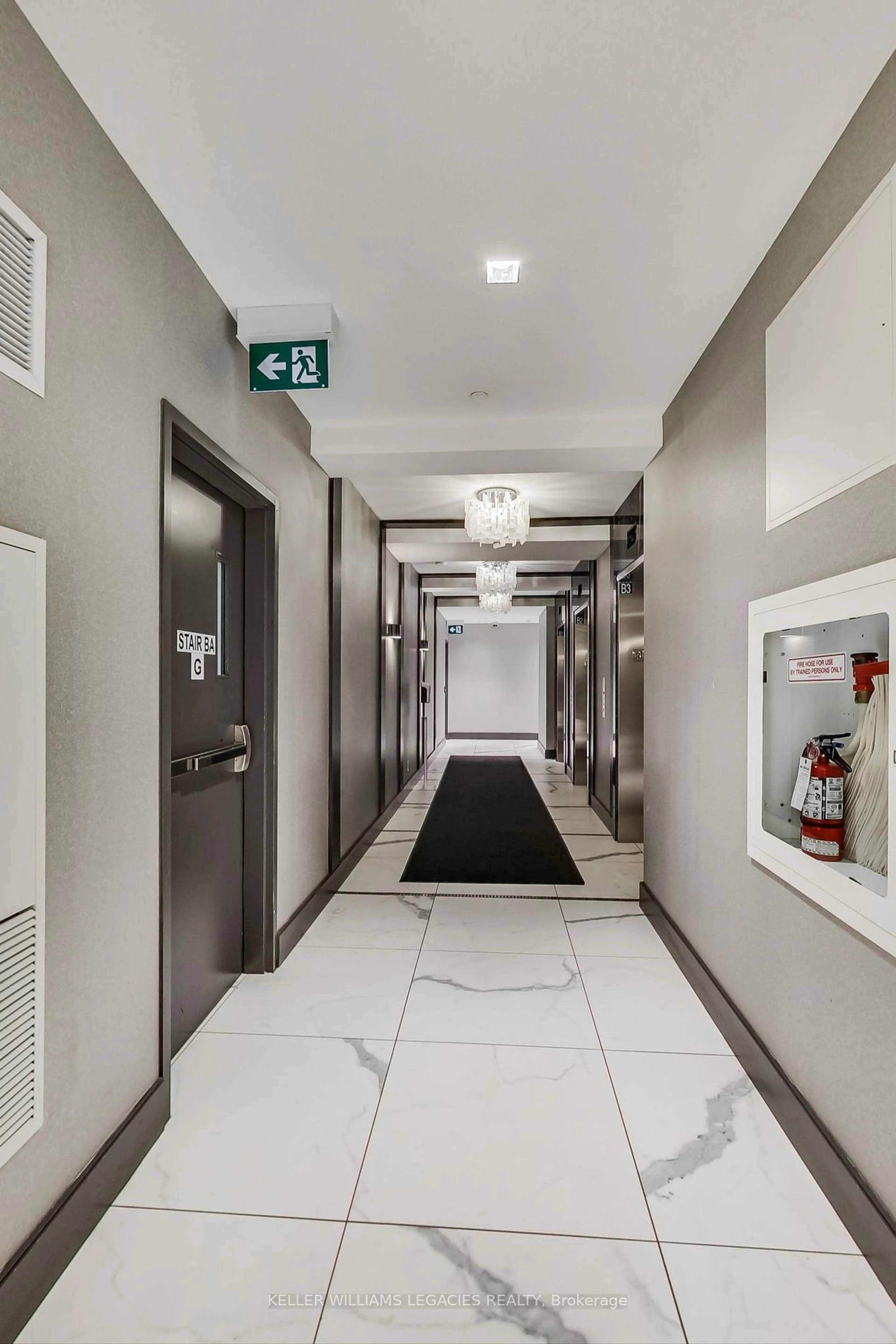 Indoor foyer for 3700 Highway 7 #311, Vaughan Ontario L4L 0G8