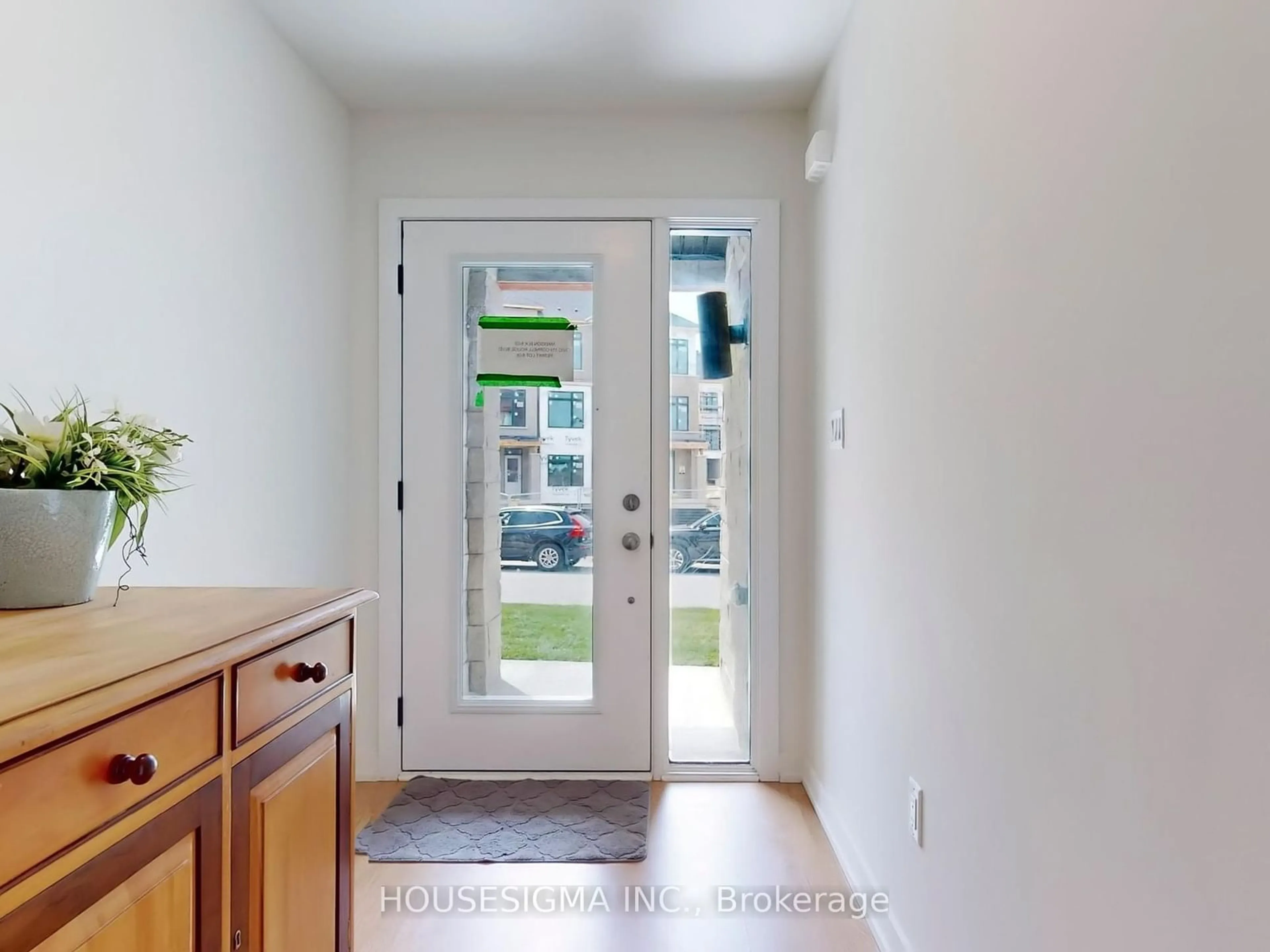 Indoor entryway for 119 Cornell Rouge Blvd, Markham Ontario L6B 0V2