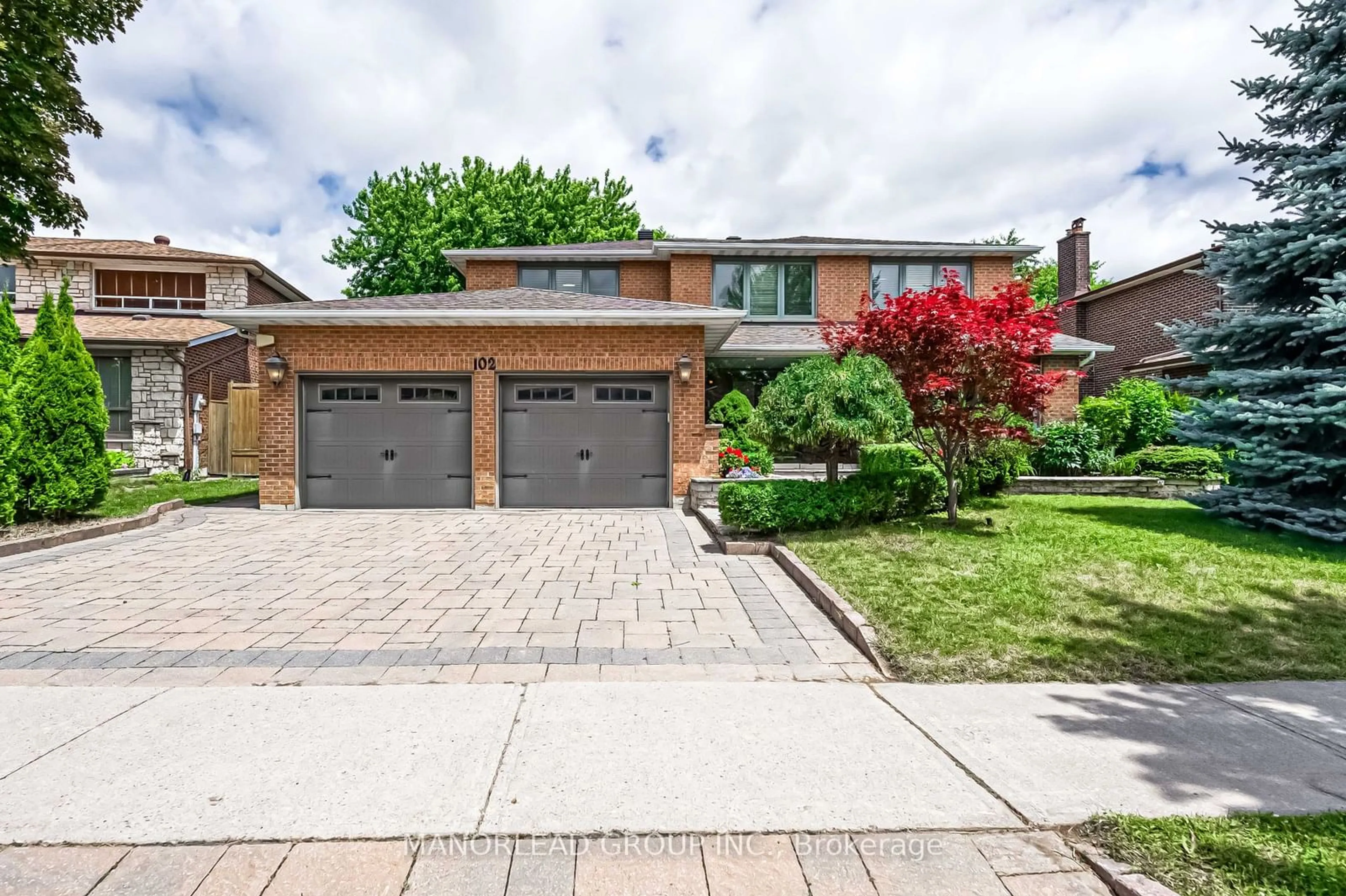 Home with brick exterior material for 102 Willowbrook Rd, Markham Ontario L3T 5P5