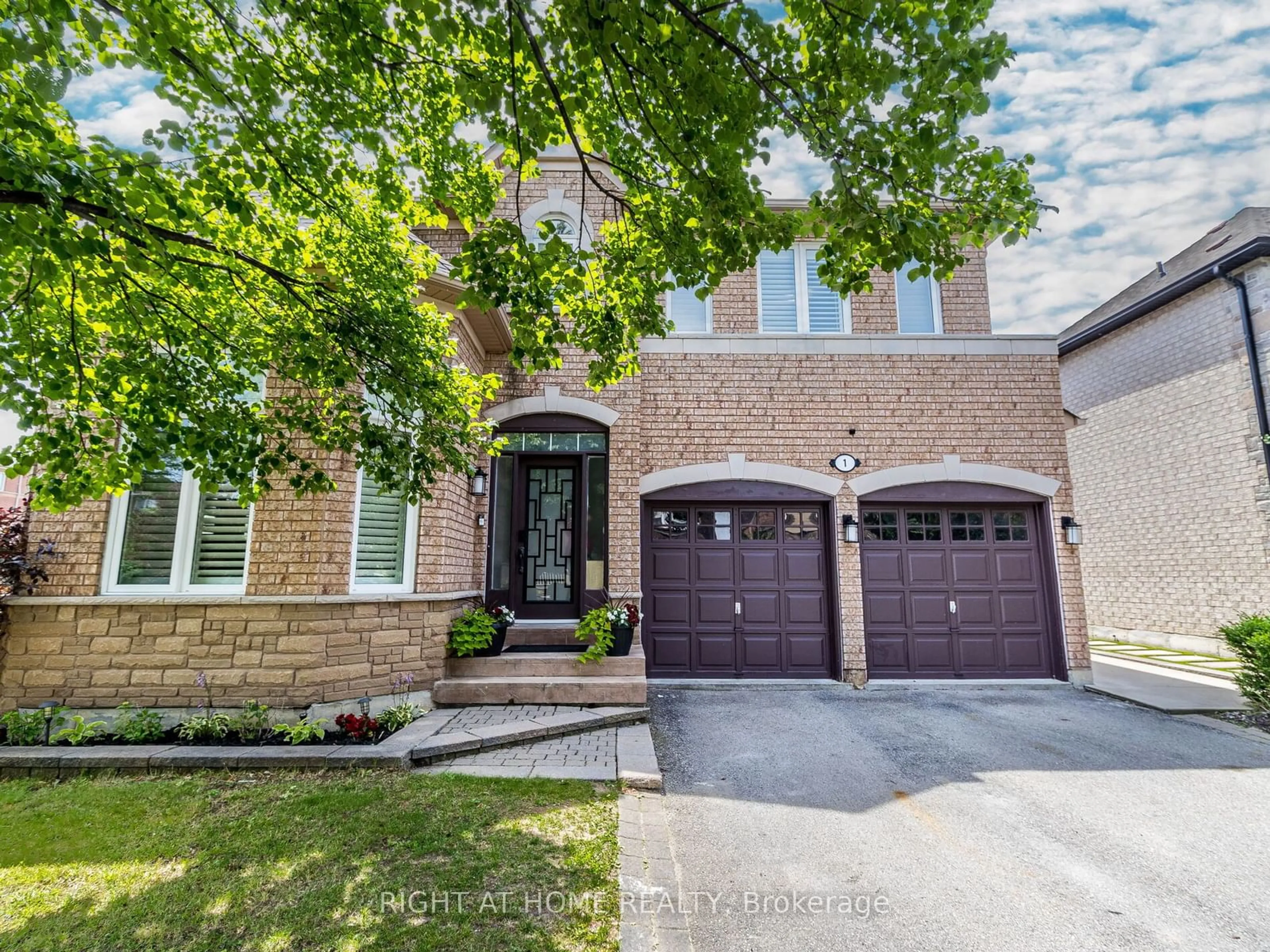 Home with brick exterior material for 1 Ferdinand Ave, Vaughan Ontario L6A 2Z4