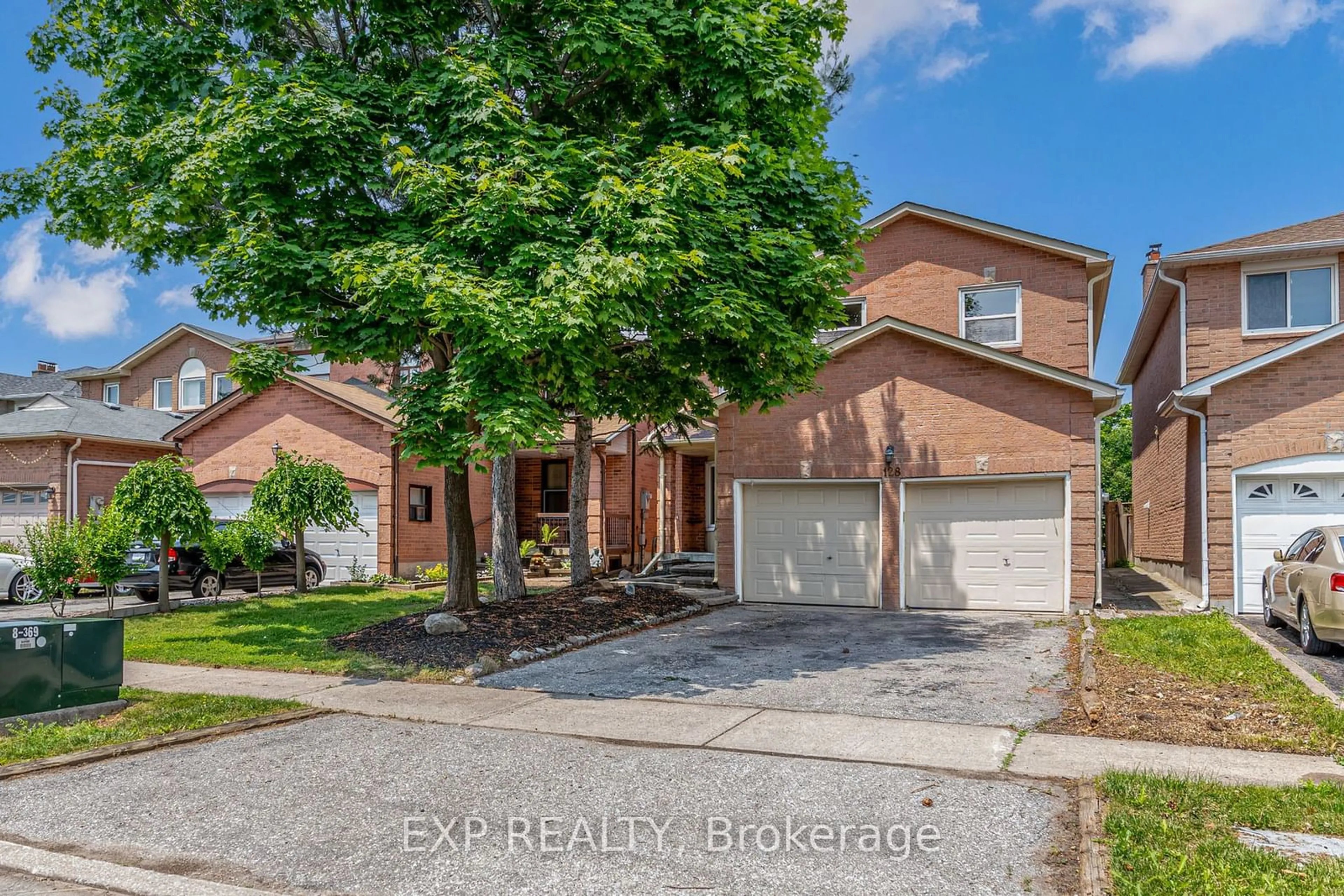 Frontside or backside of a home for 128 BROOKMILL Dr, Vaughan Ontario L4J 6M2