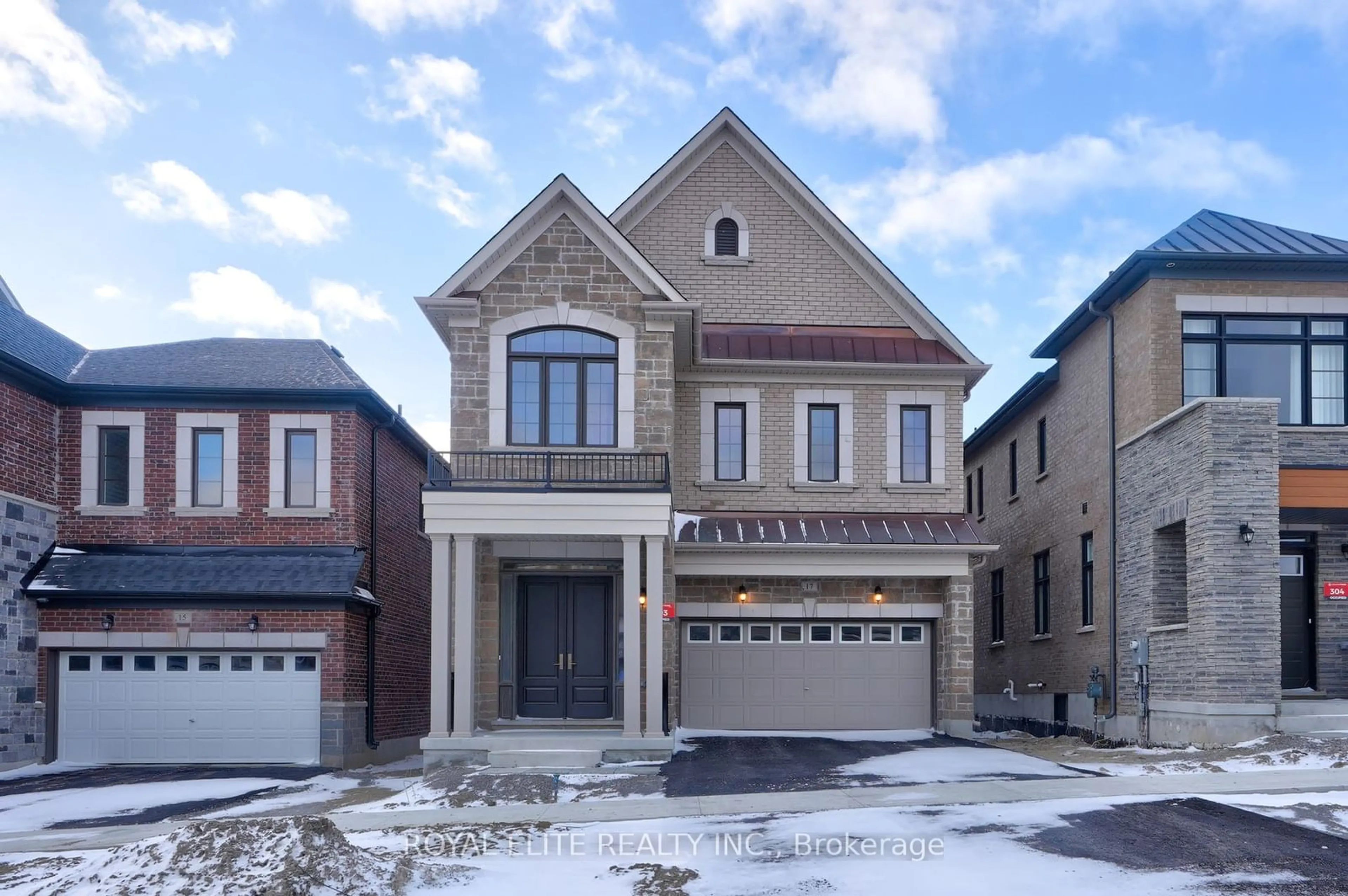 Home with brick exterior material for 17 William logan Dr, Richmond Hill Ontario L4E 1A2