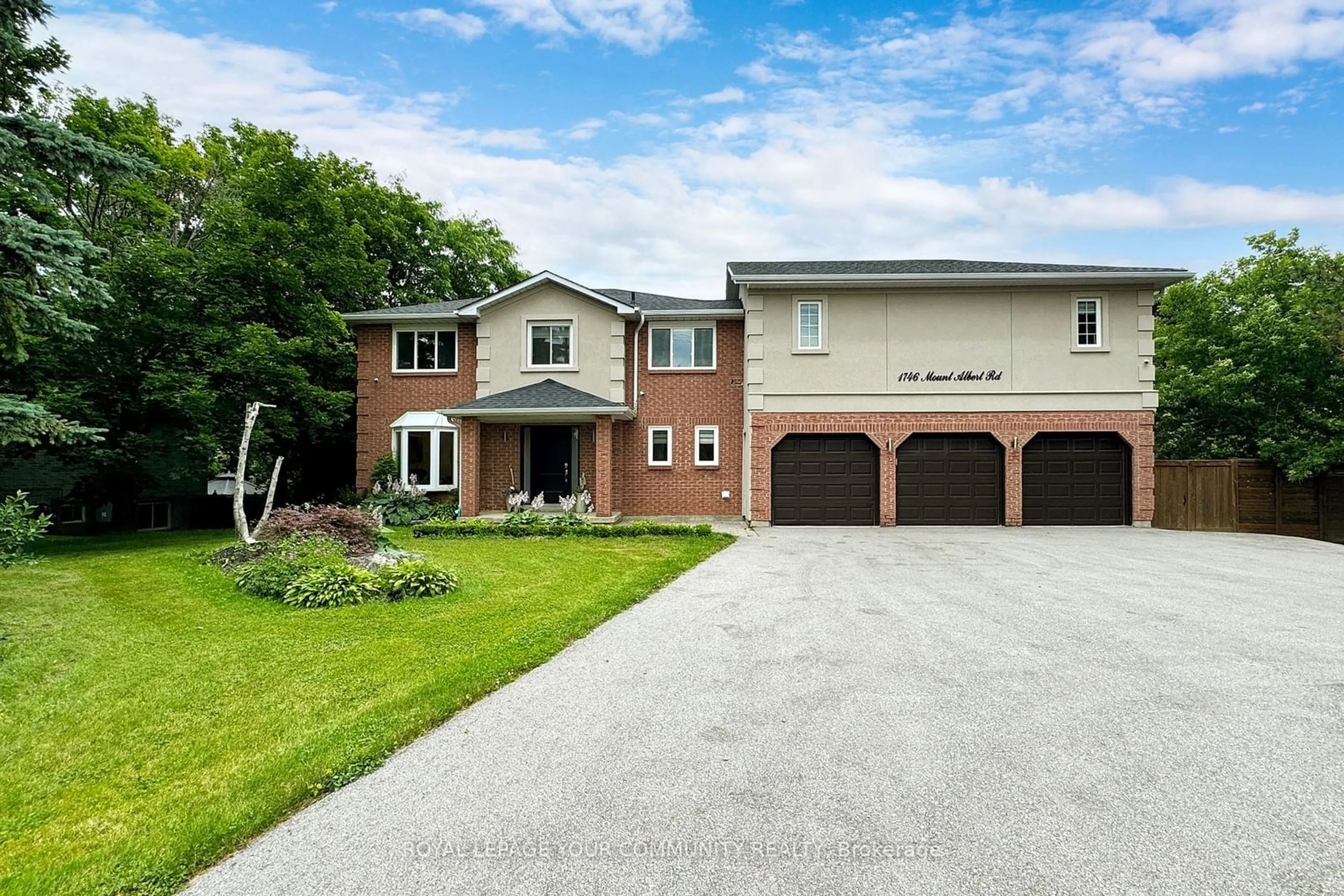 Home with brick exterior material for 1746 Mount Albert Rd, East Gwillimbury Ontario L0G 1V0