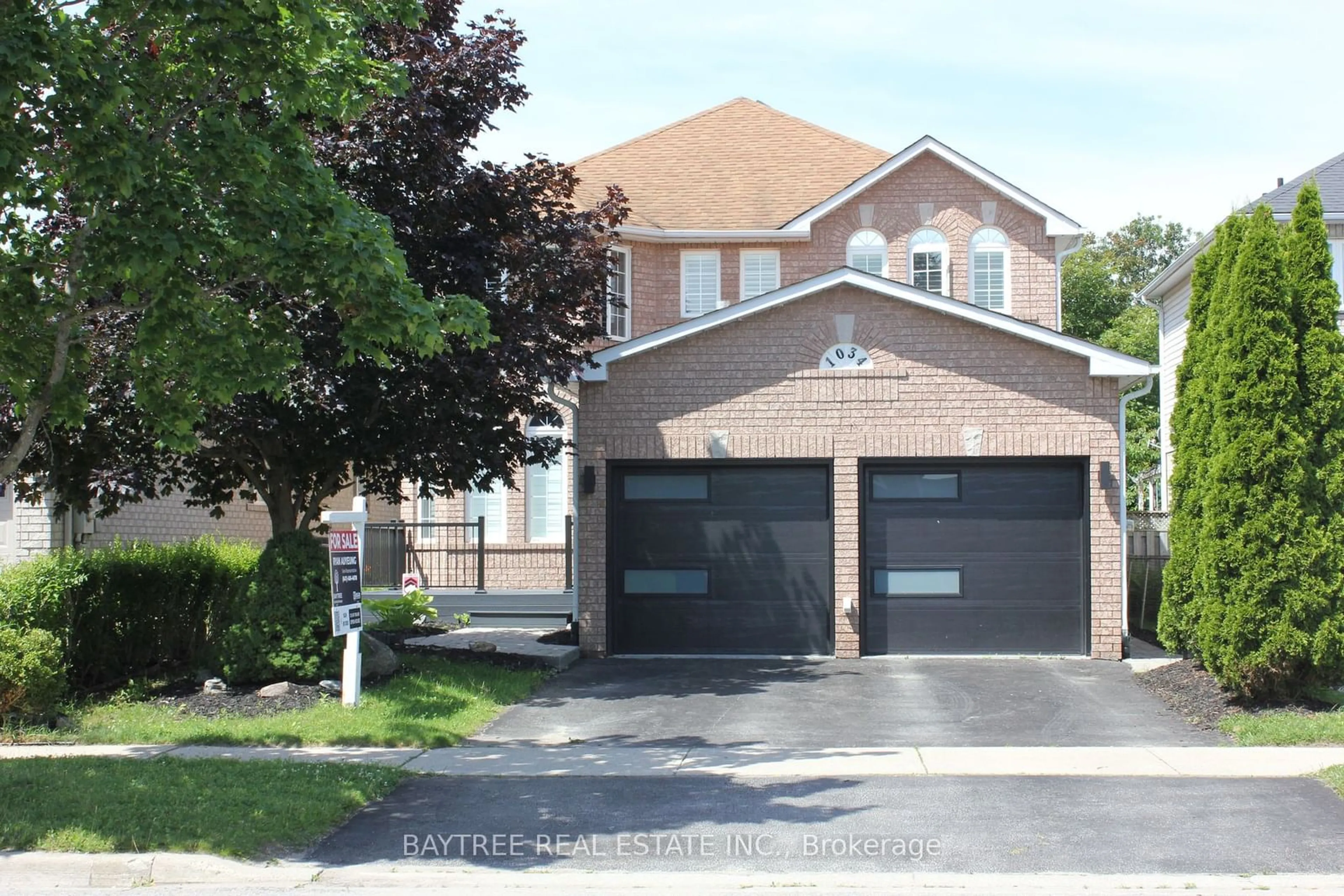 Frontside or backside of a home for 1034 Corrie St, Innisfil Ontario L9S 1V1