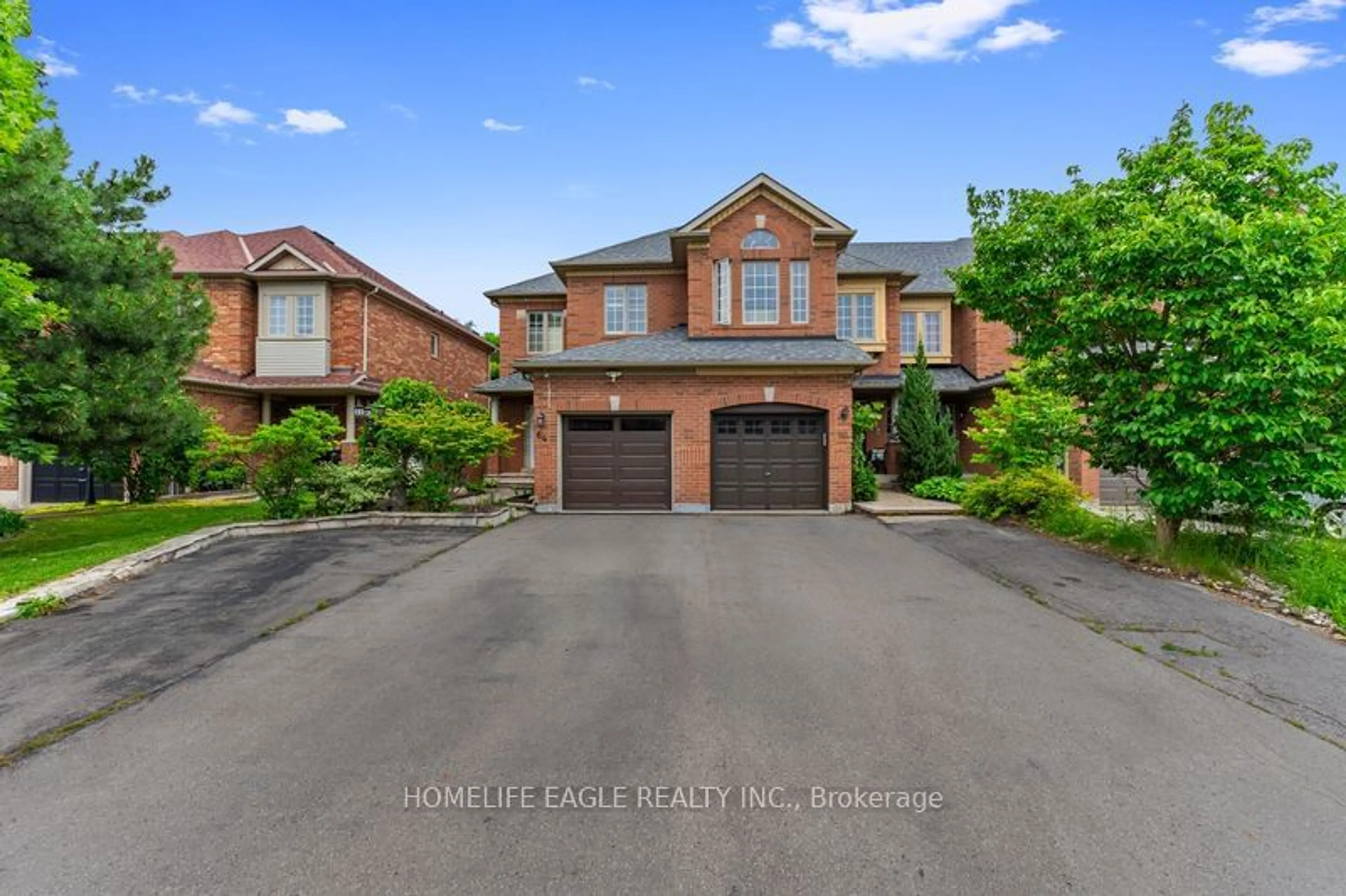 Frontside or backside of a home for 66 Jordanray Blvd, Newmarket Ontario L3X 2P8