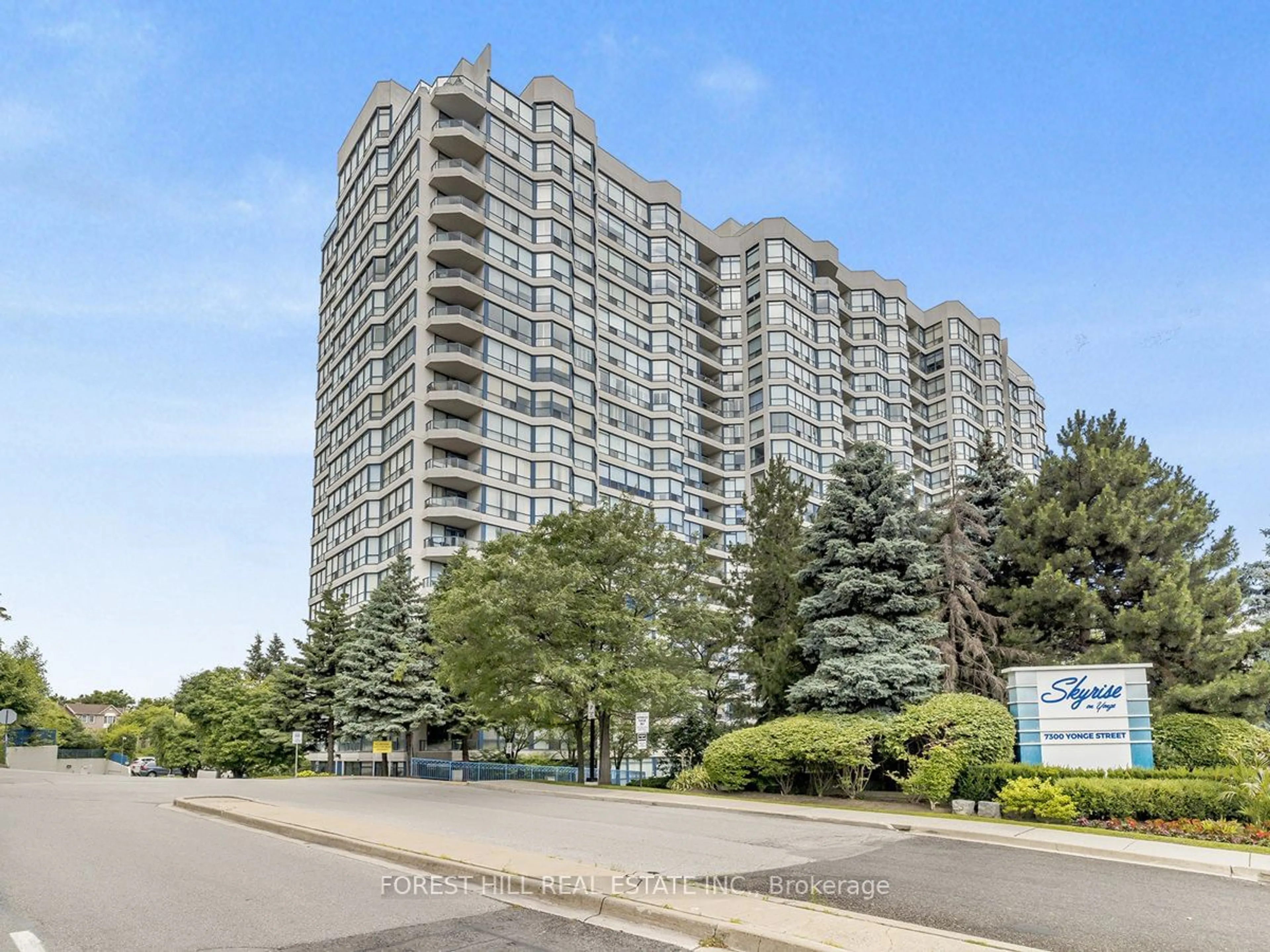 A pic from exterior of the house or condo for 7300 Yonge St #804, Vaughan Ontario L4J 7Y5