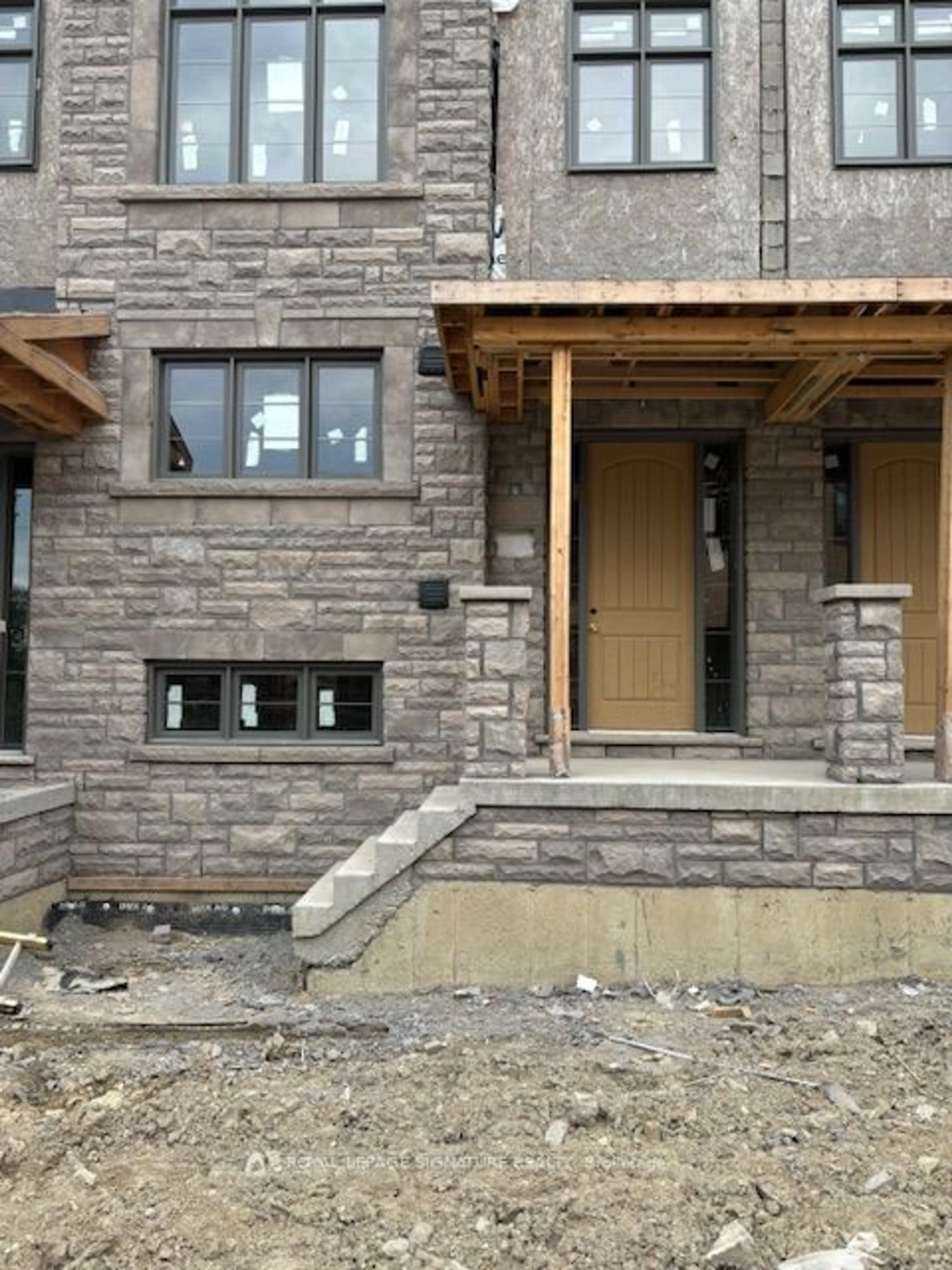 Home with brick exterior material for 18 Gardeners Lane, Markham Ontario L6C 1K4