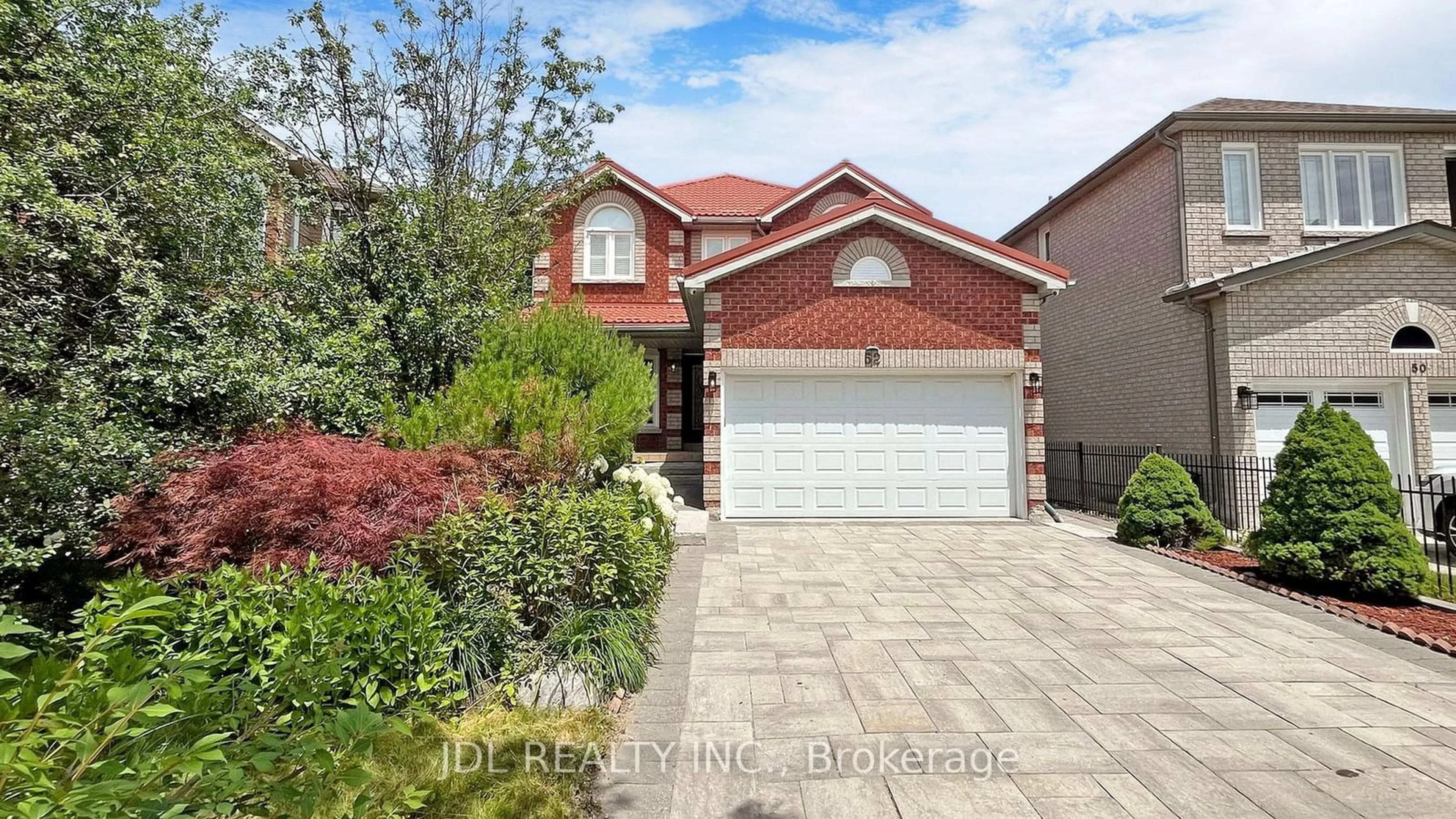 Frontside or backside of a home for 52 Cedarhurst Dr, Richmond Hill Ontario L4S 1B5