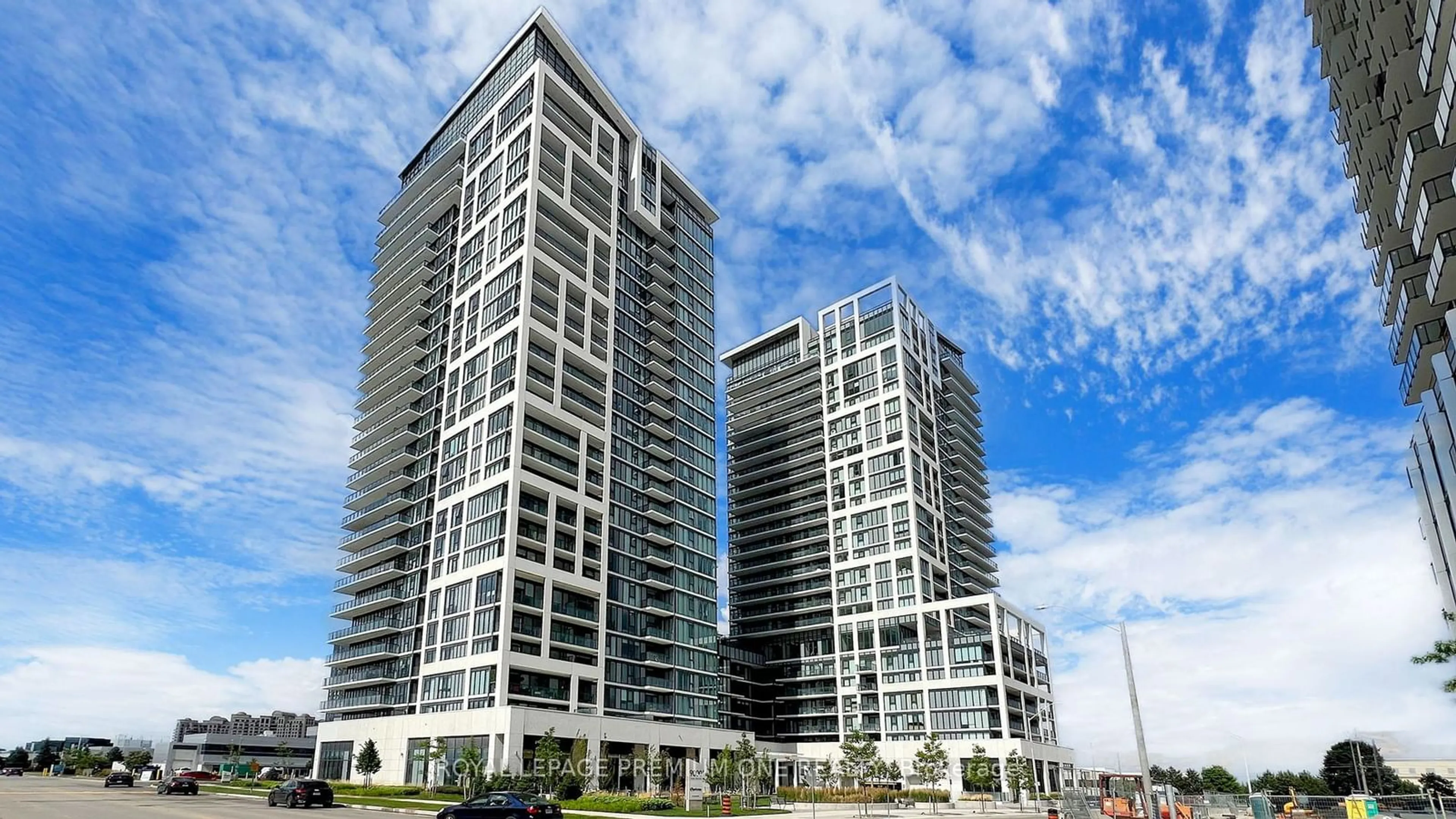 A pic from exterior of the house or condo for 9000 Jane St #1803, Vaughan Ontario L4K 2M9