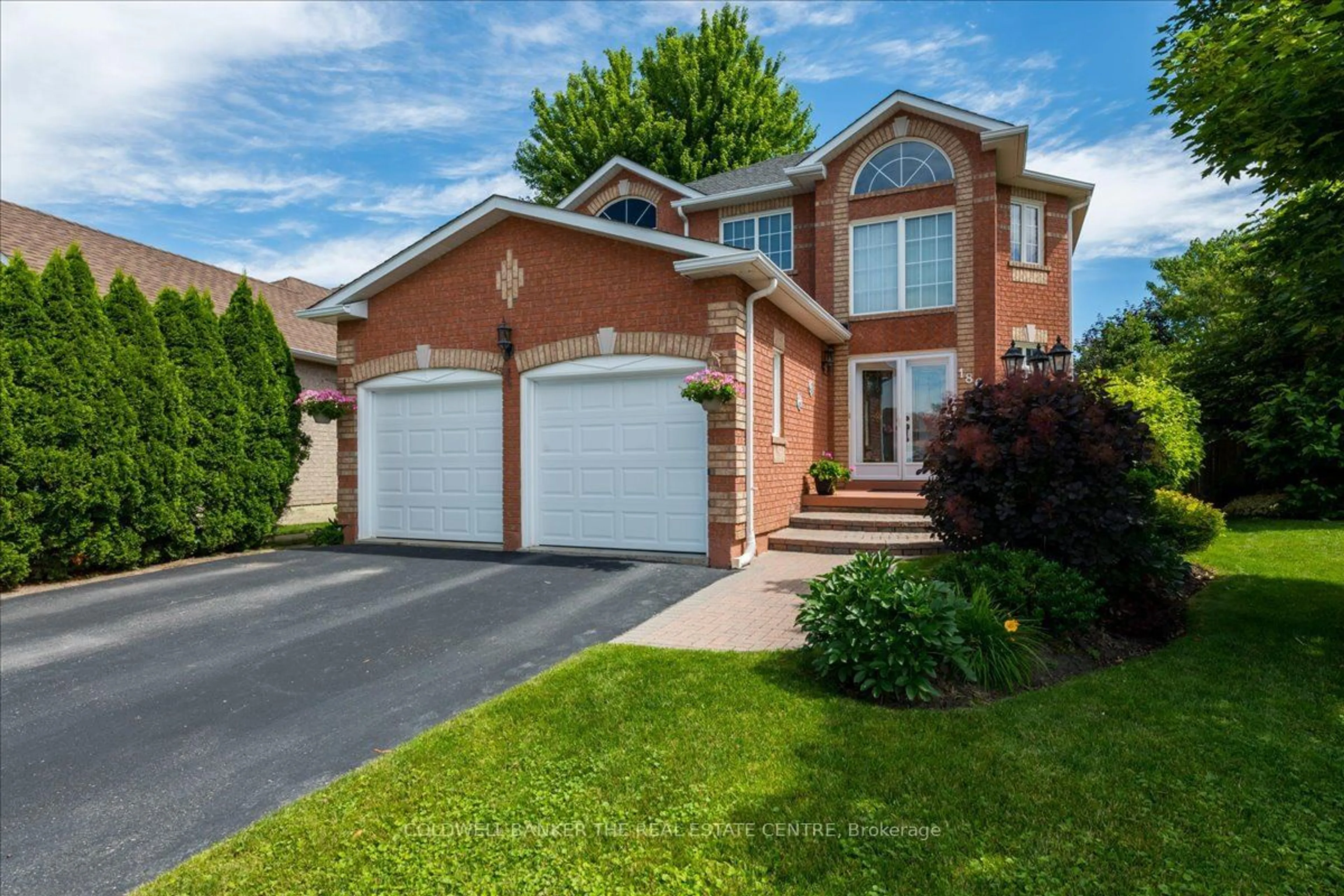 Frontside or backside of a home for 1861 Emerald Crt, Innisfil Ontario L9S 2A5