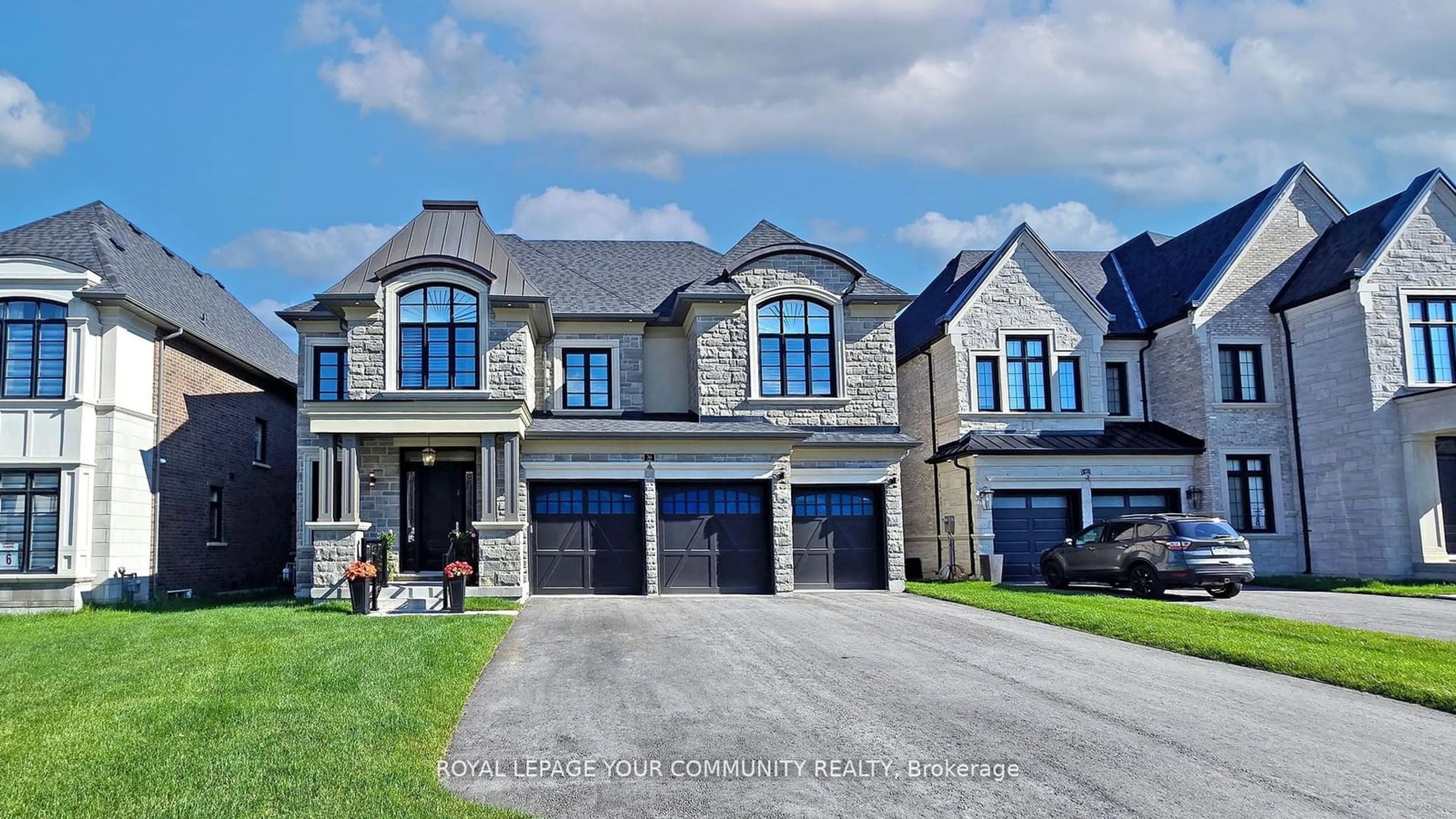 Frontside or backside of a home for 36 Calla Tr, Aurora Ontario L4G 3Z5