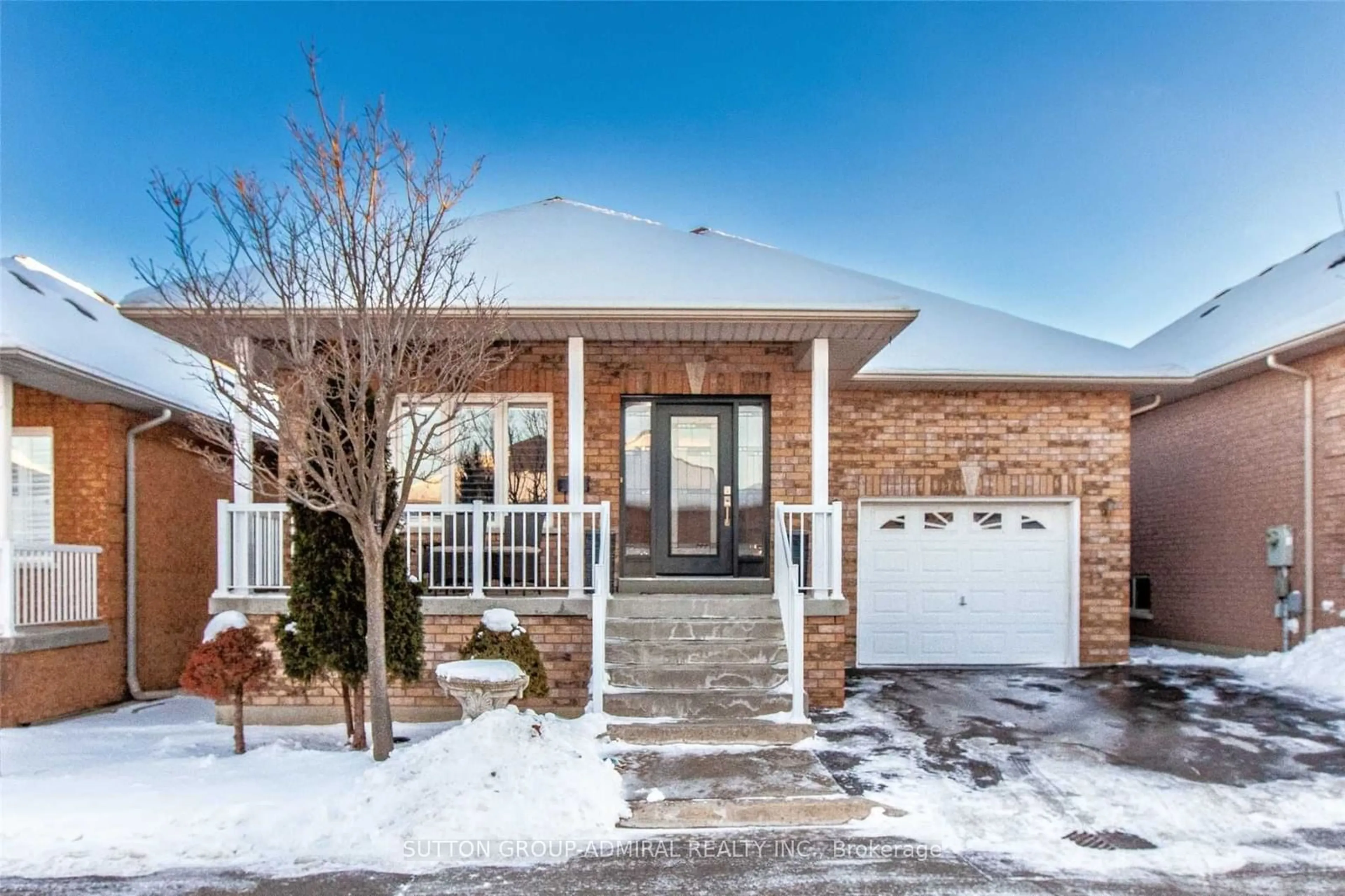 Home with brick exterior material for 9 Amalfi Crt, Vaughan Ontario L4L 9S2