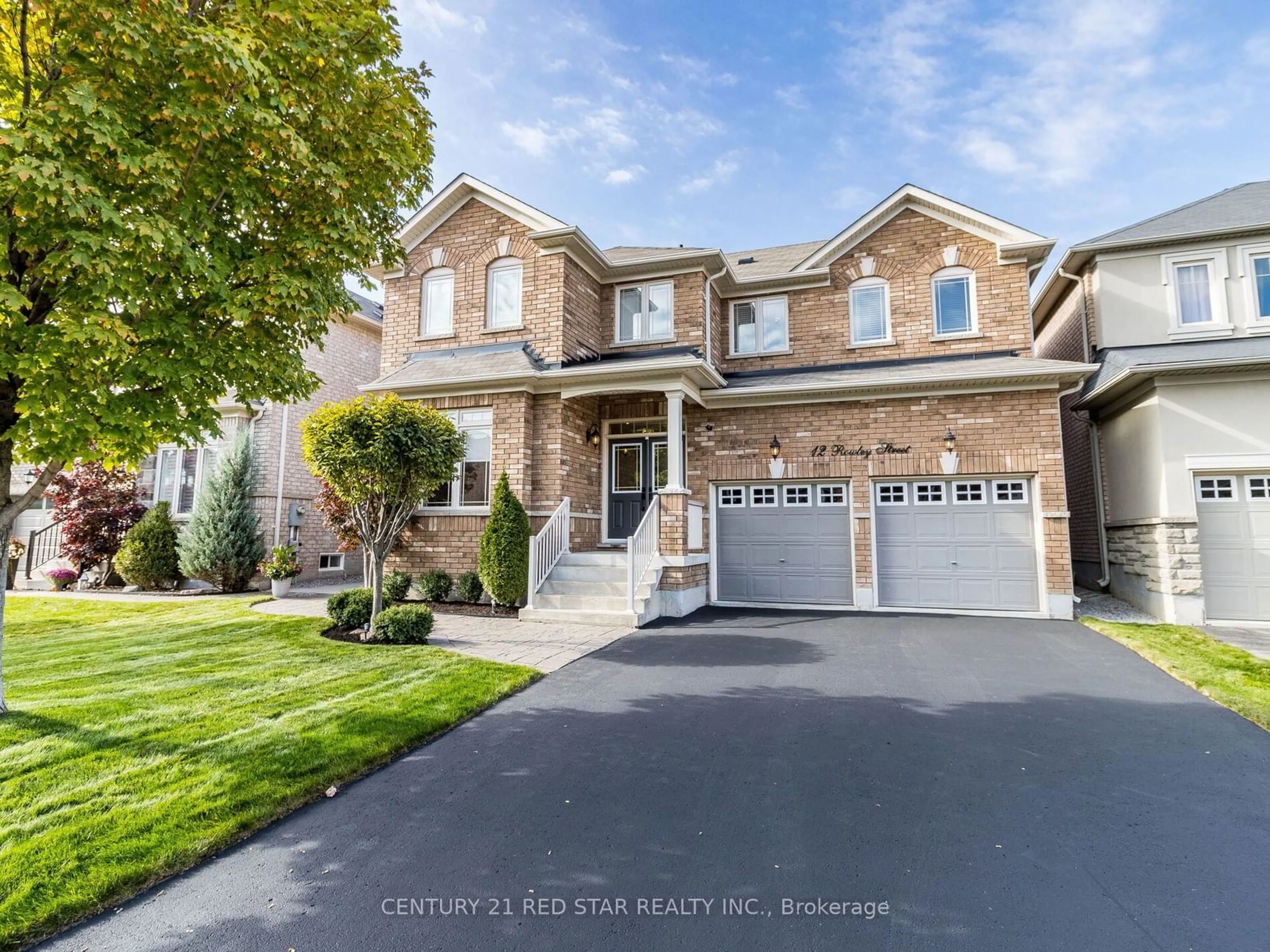 Frontside or backside of a home for 12 Rowley St, Richmond Hill Ontario L4E 0N2