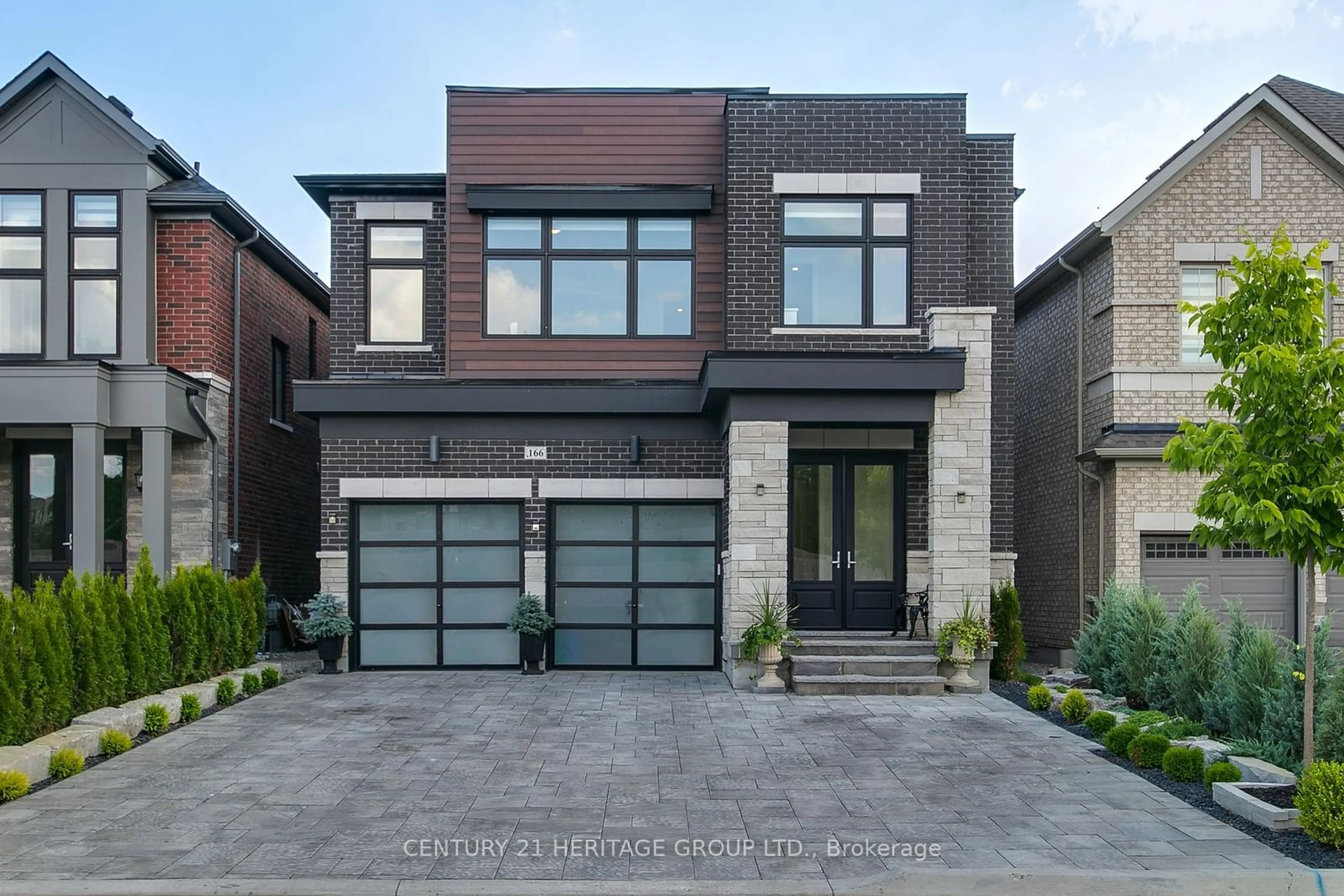 Home with brick exterior material for 166 Factor St, Vaughan Ontario L4H 3N5
