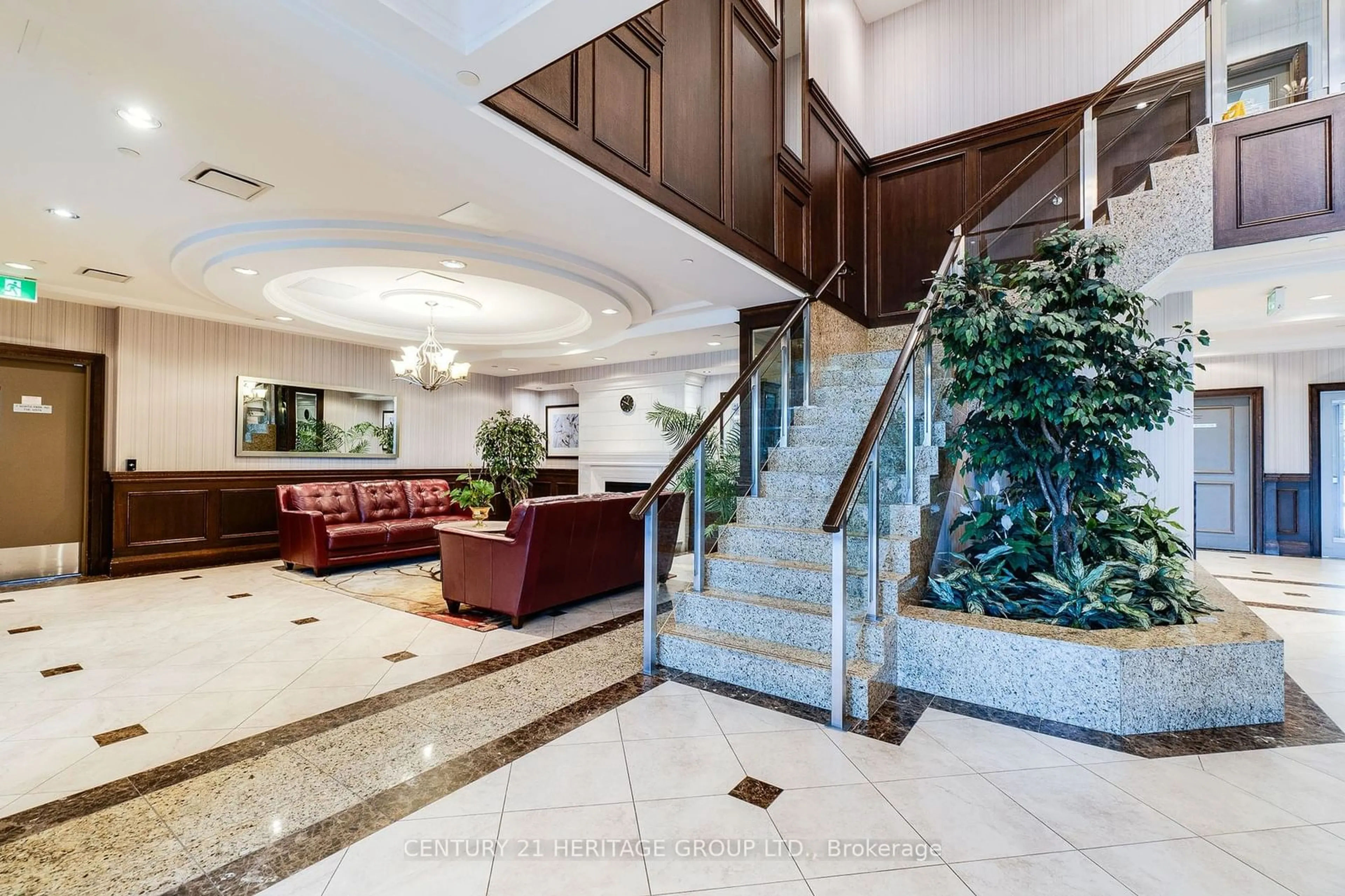 Indoor lobby for 7 North Park Rd #709, Vaughan Ontario L4J 0C9