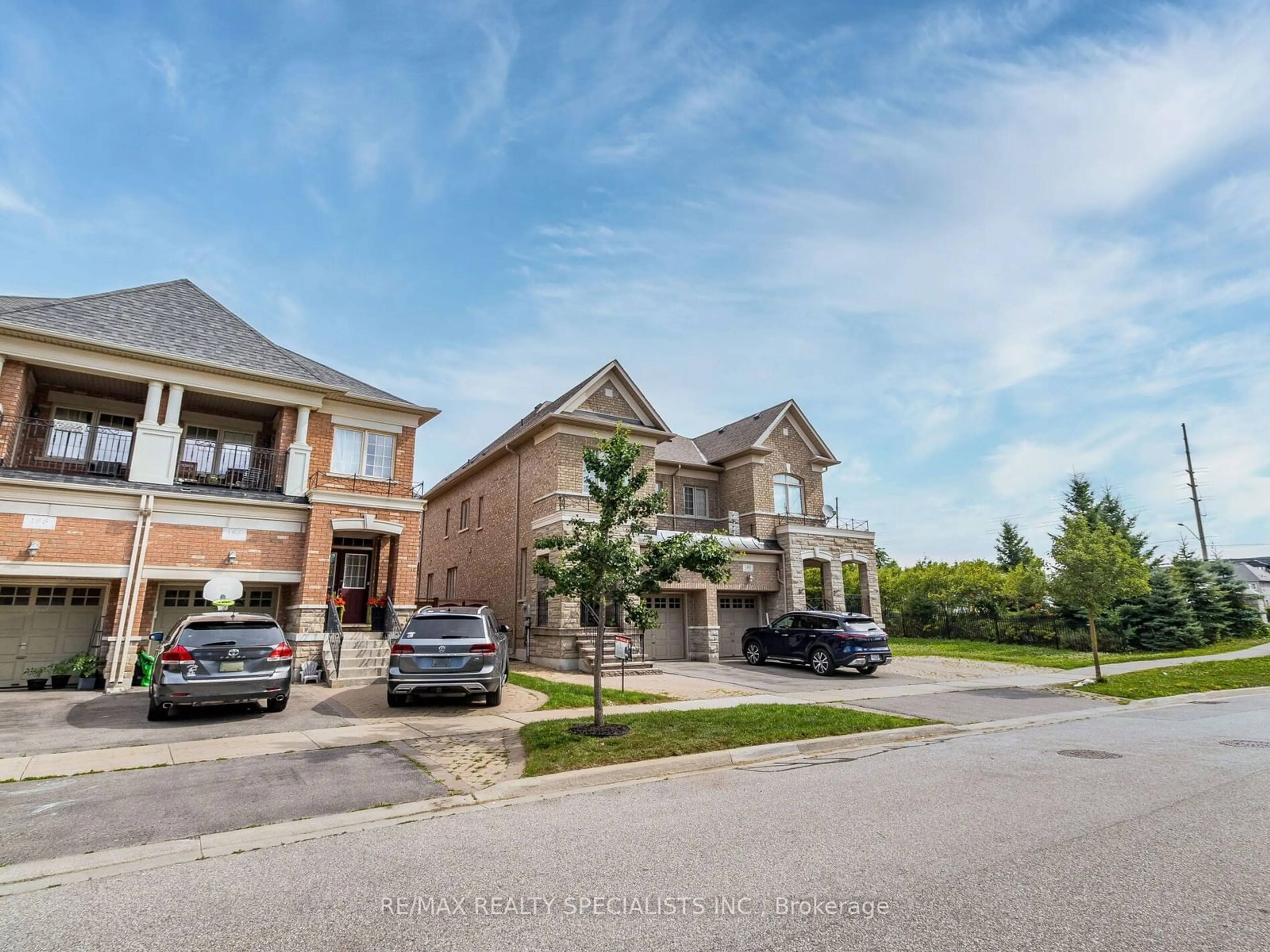 A pic from exterior of the house or condo for 182 Hansard Dr, Vaughan Ontario L4H 0V6