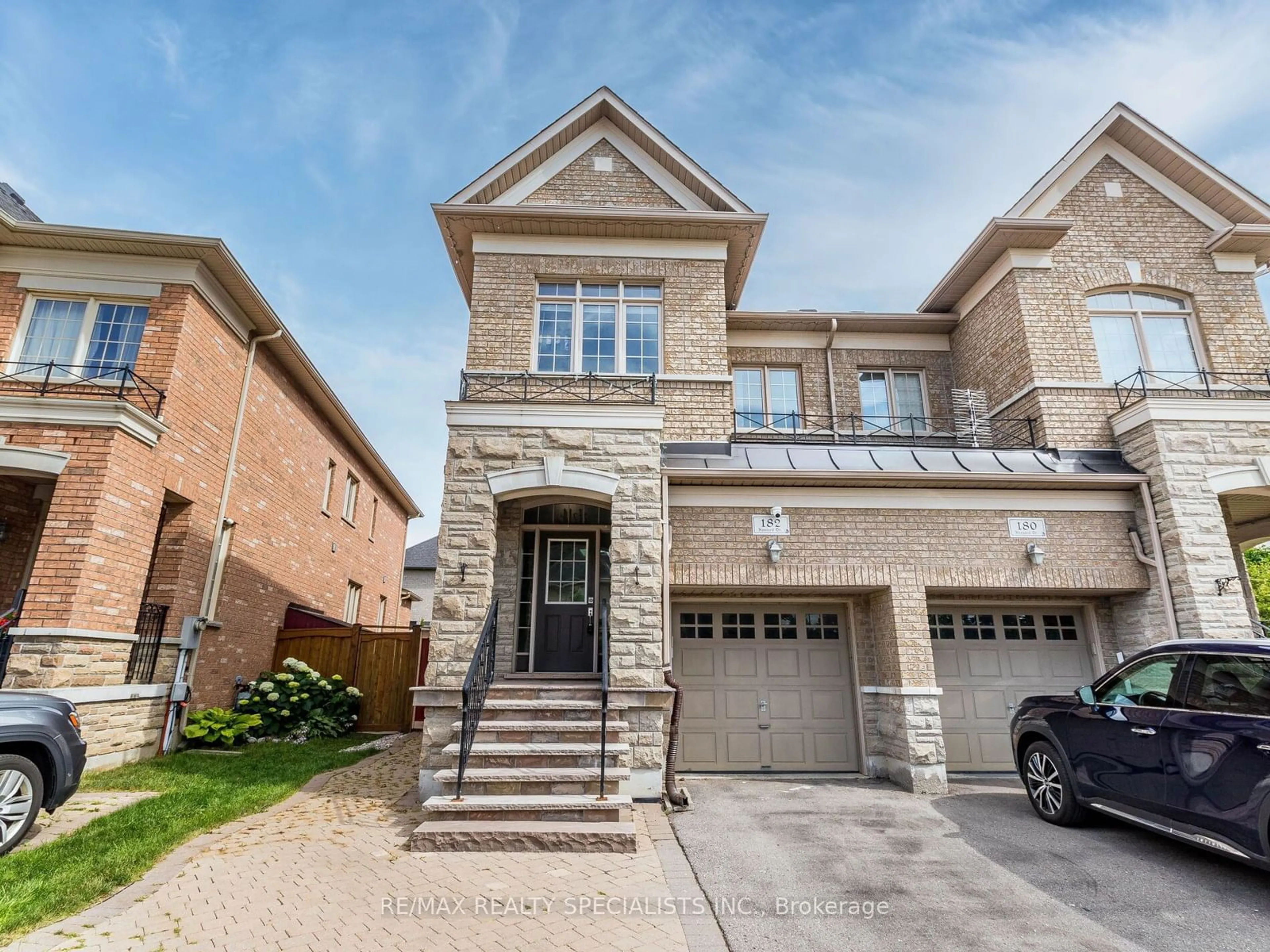 A pic from exterior of the house or condo for 182 Hansard Dr, Vaughan Ontario L4H 0V6
