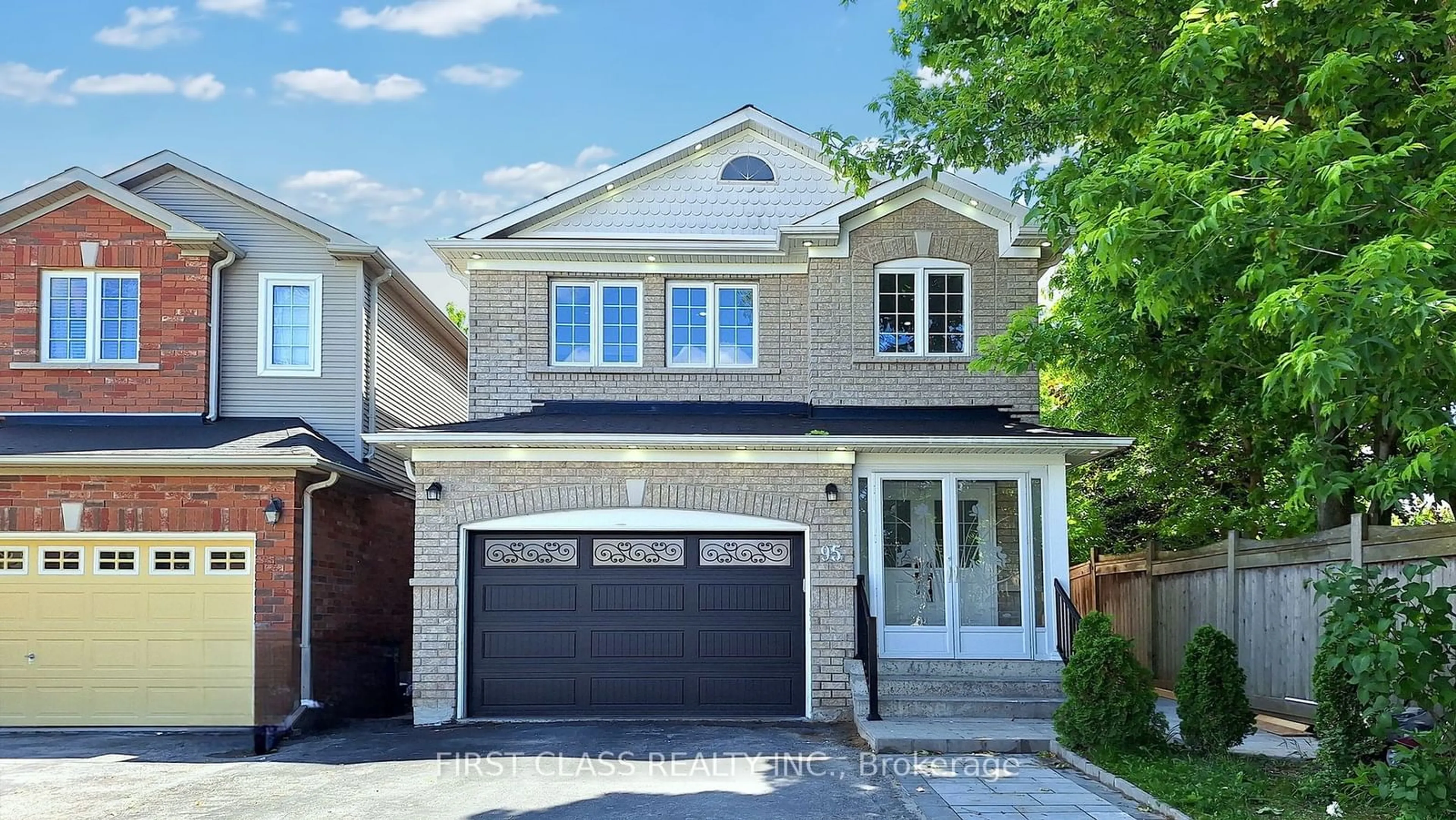 Home with brick exterior material for 95 Professor Day Dr, Bradford West Gwillimbury Ontario L3Z 3C1