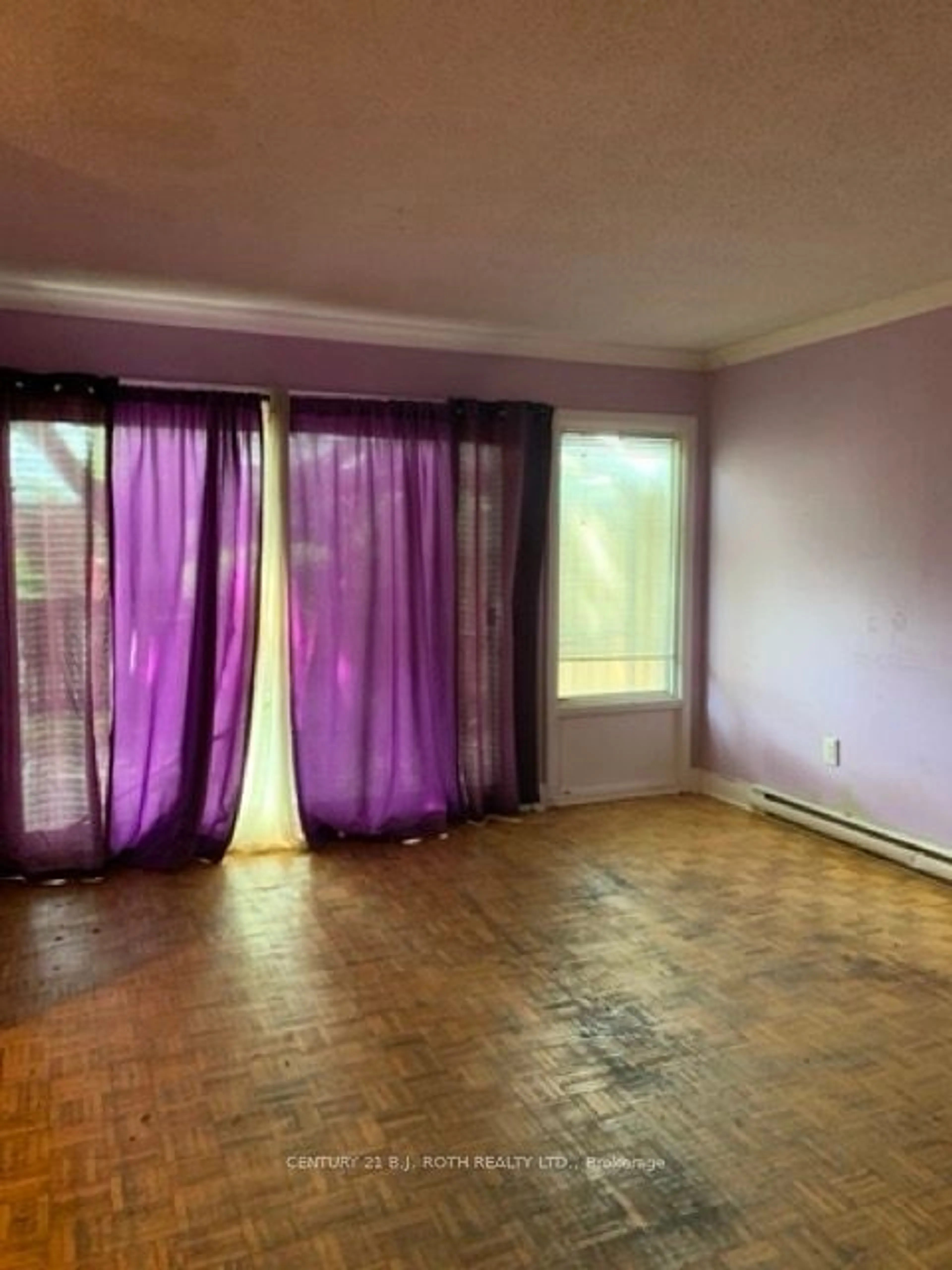 A pic of a room for 144 Milestone Cres, Aurora Ontario L4G 3M2