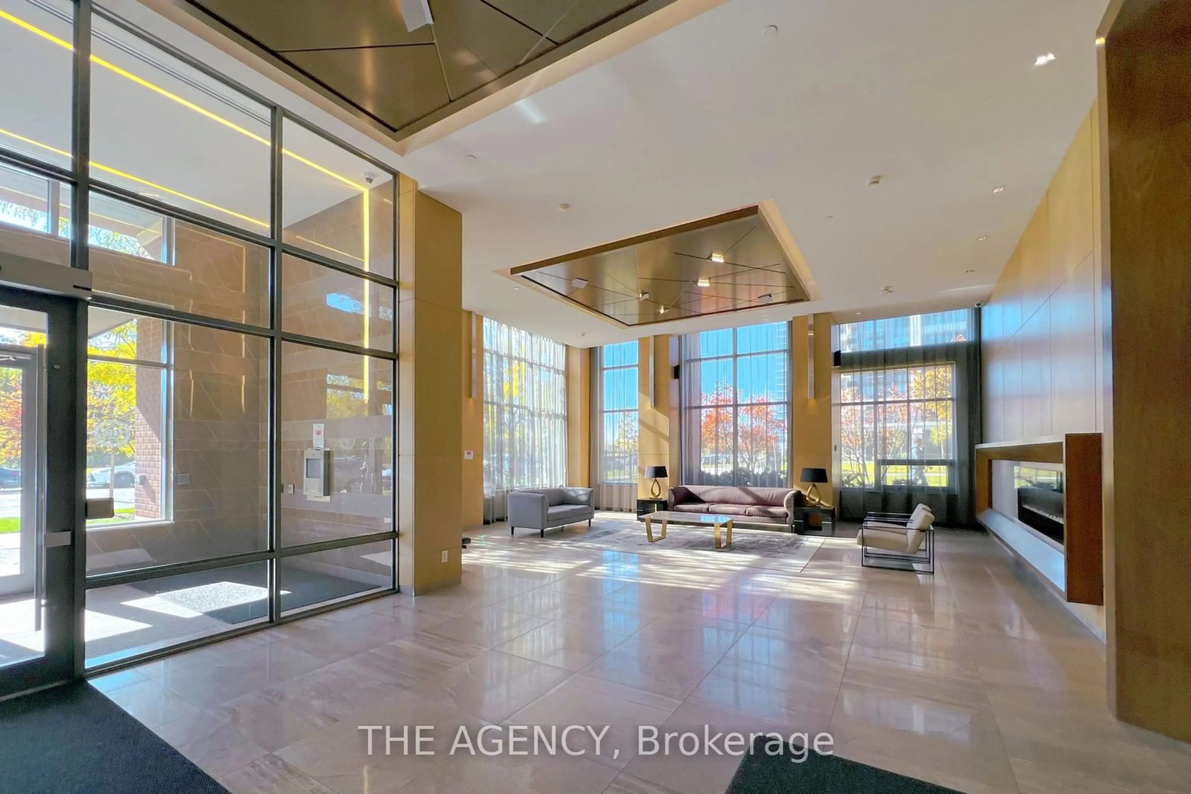 Indoor lobby for 18 Uptown Dr #316, Markham Ontario L3R 5M5