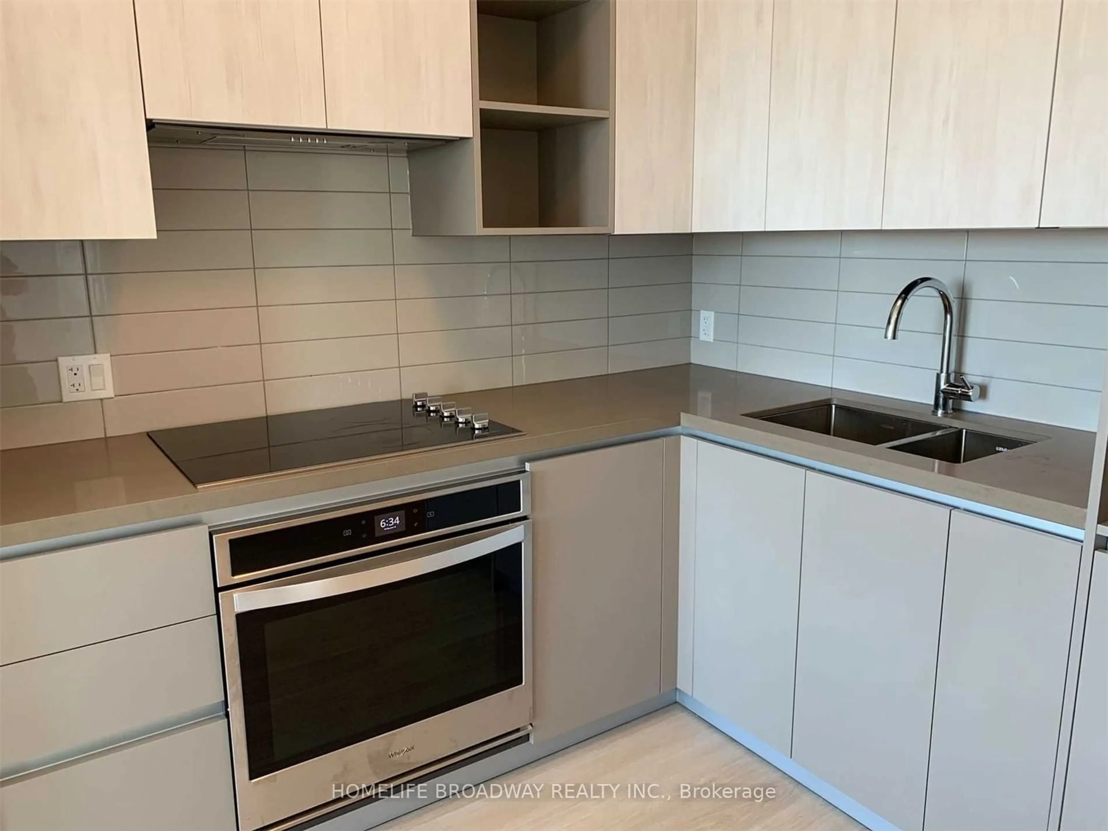 Standard kitchen for 398 Highway 7 #815, Richmond Hill Ontario L4B 0G6