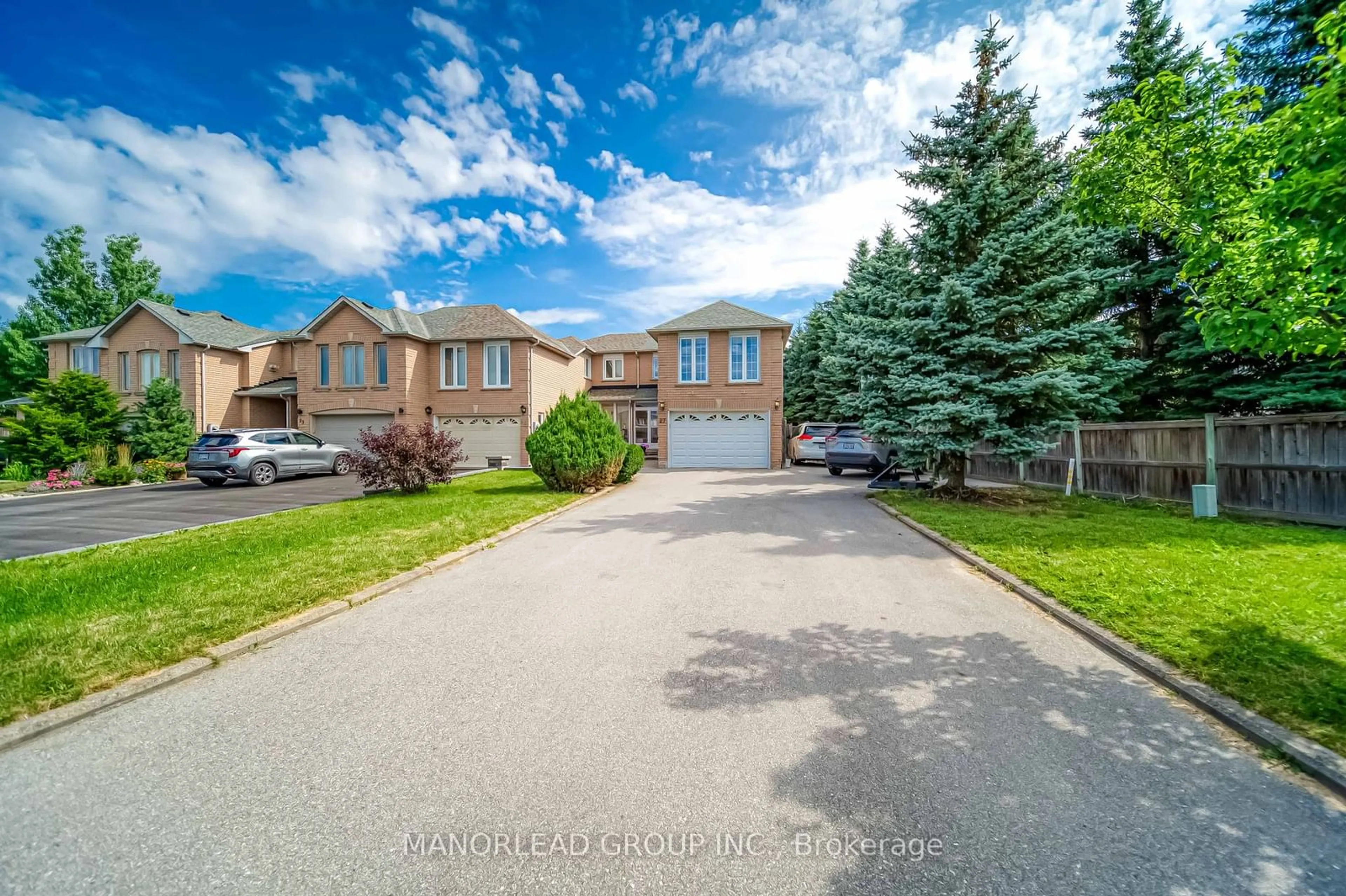Frontside or backside of a home for 27 Opera Pl, Vaughan Ontario L4L 8Y8