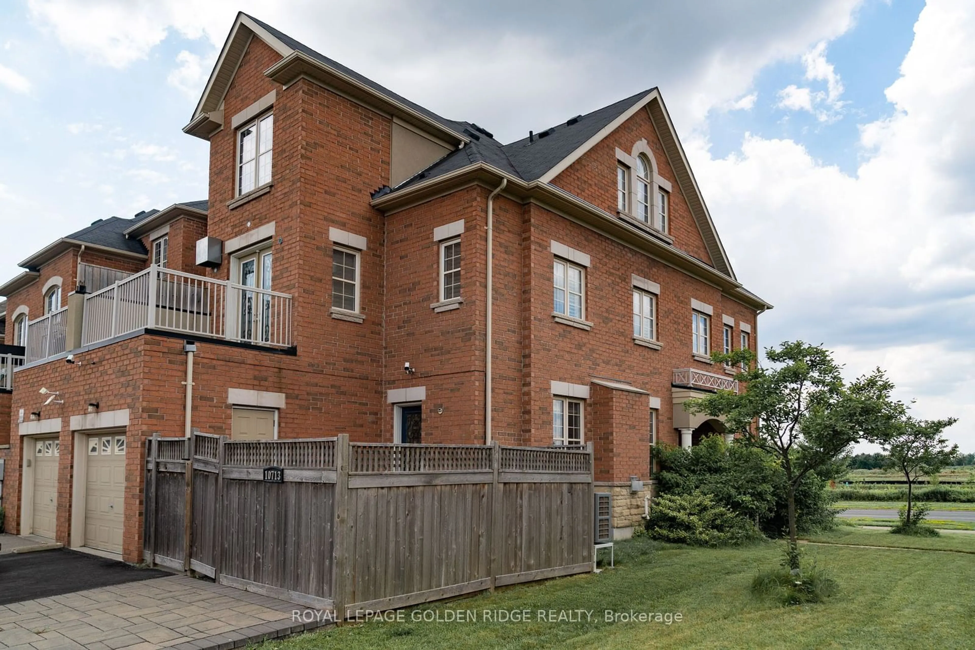 Home with brick exterior material for 10713 Woodbine Ave, Markham Ontario L6C 0H4