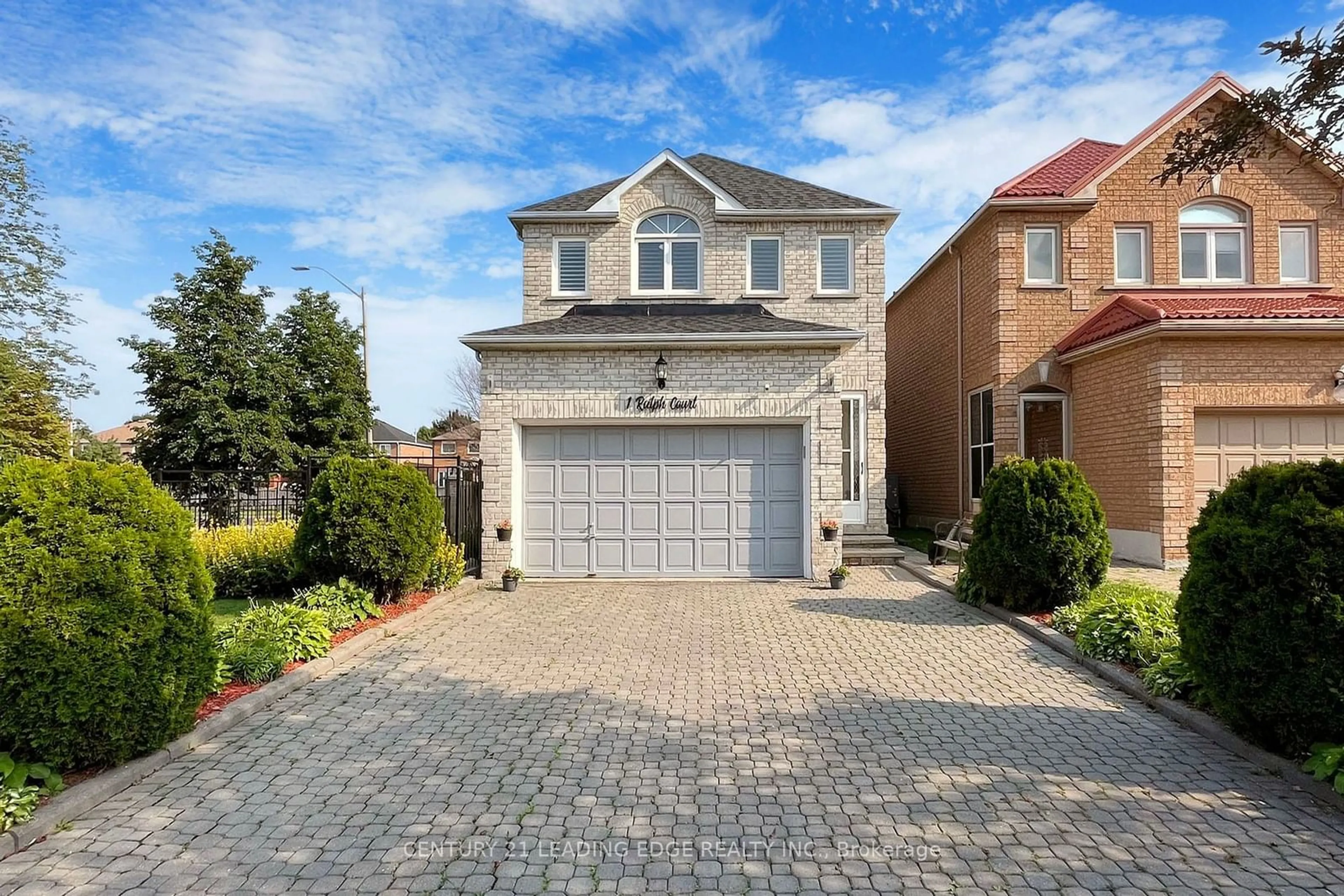 Home with brick exterior material for 1 Ralph Crt, Markham Ontario L3S 3X5