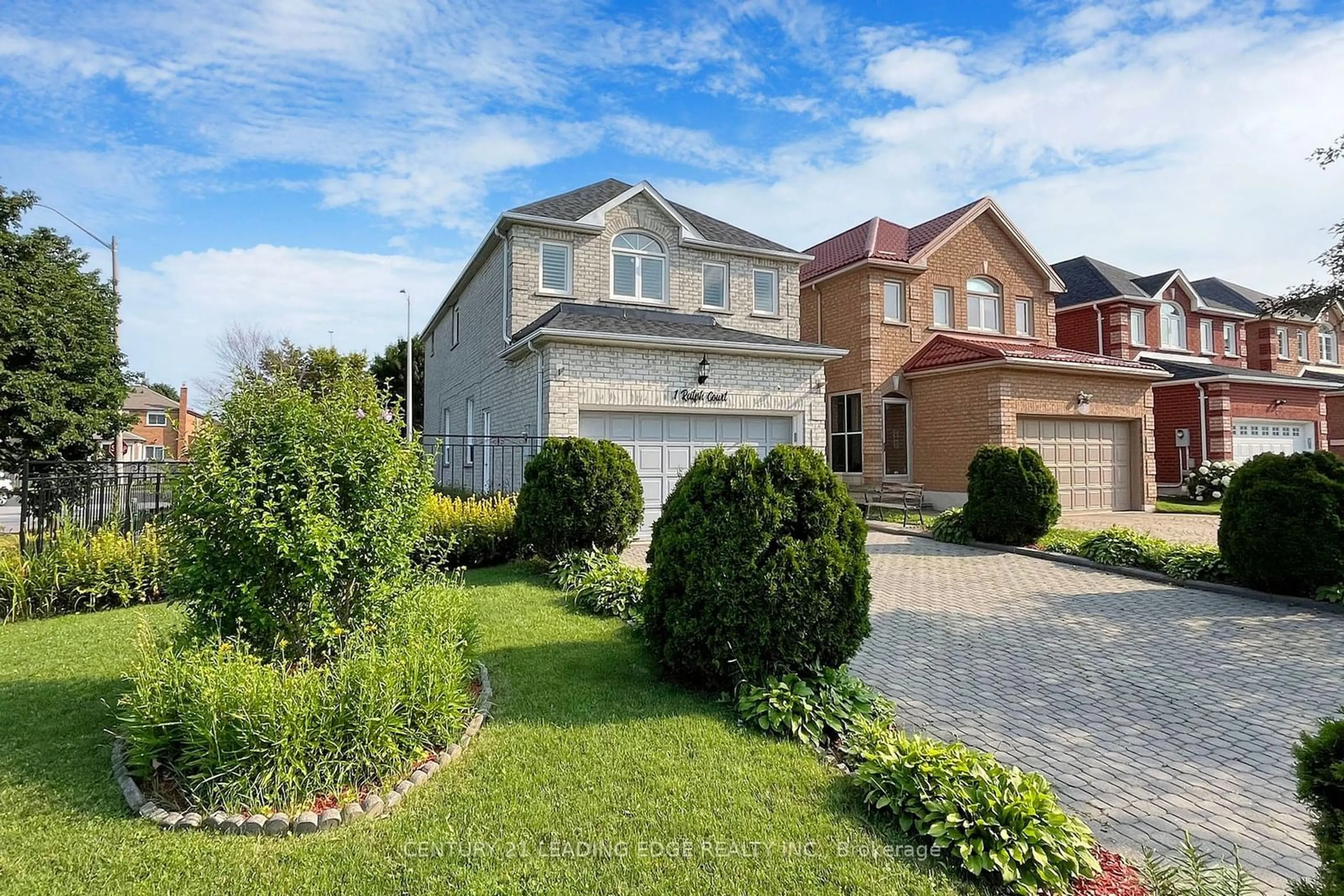 Frontside or backside of a home for 1 Ralph Crt, Markham Ontario L3S 3X5