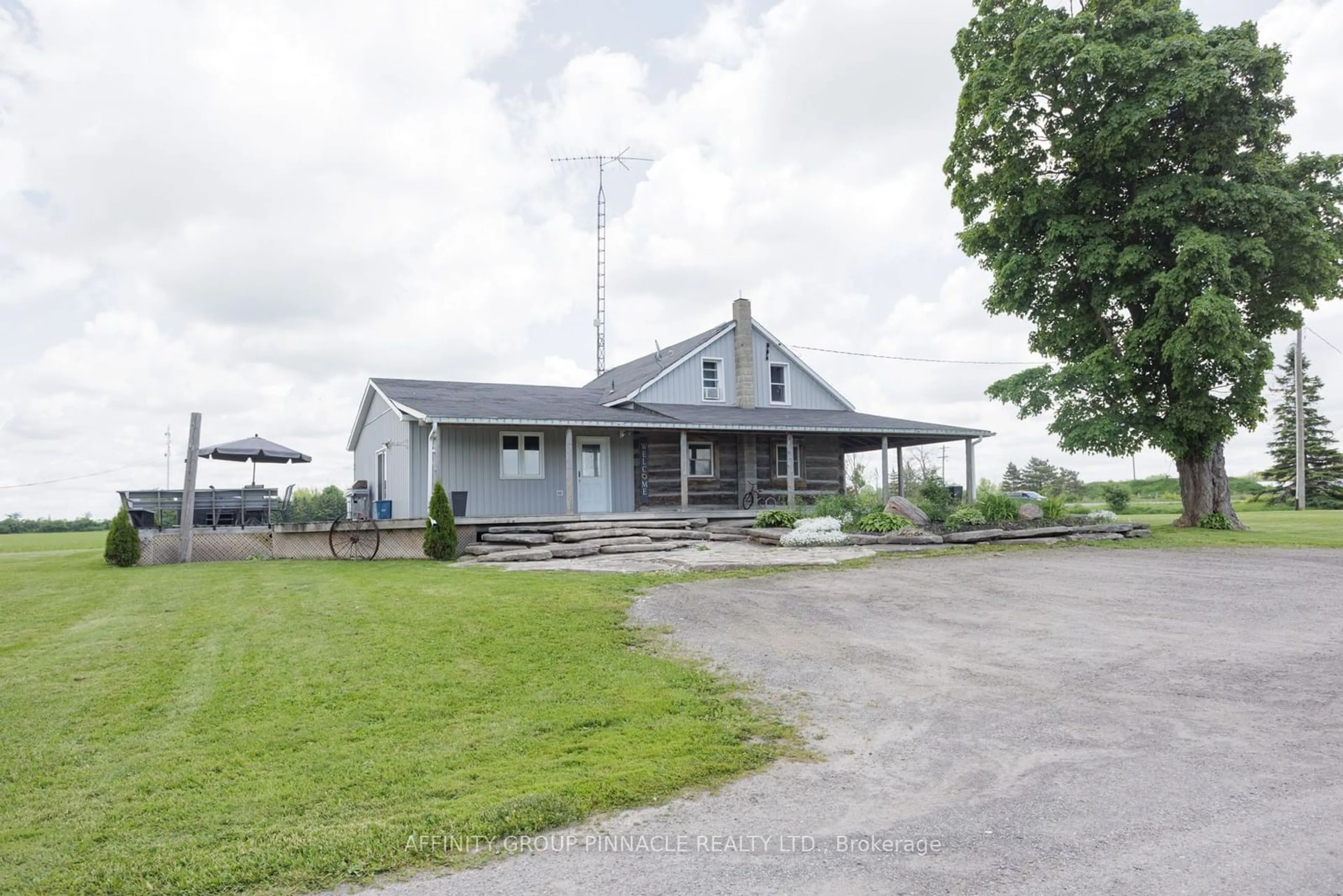 Outside view for B1625 Highway 48, Brock Ontario L0K 1A0