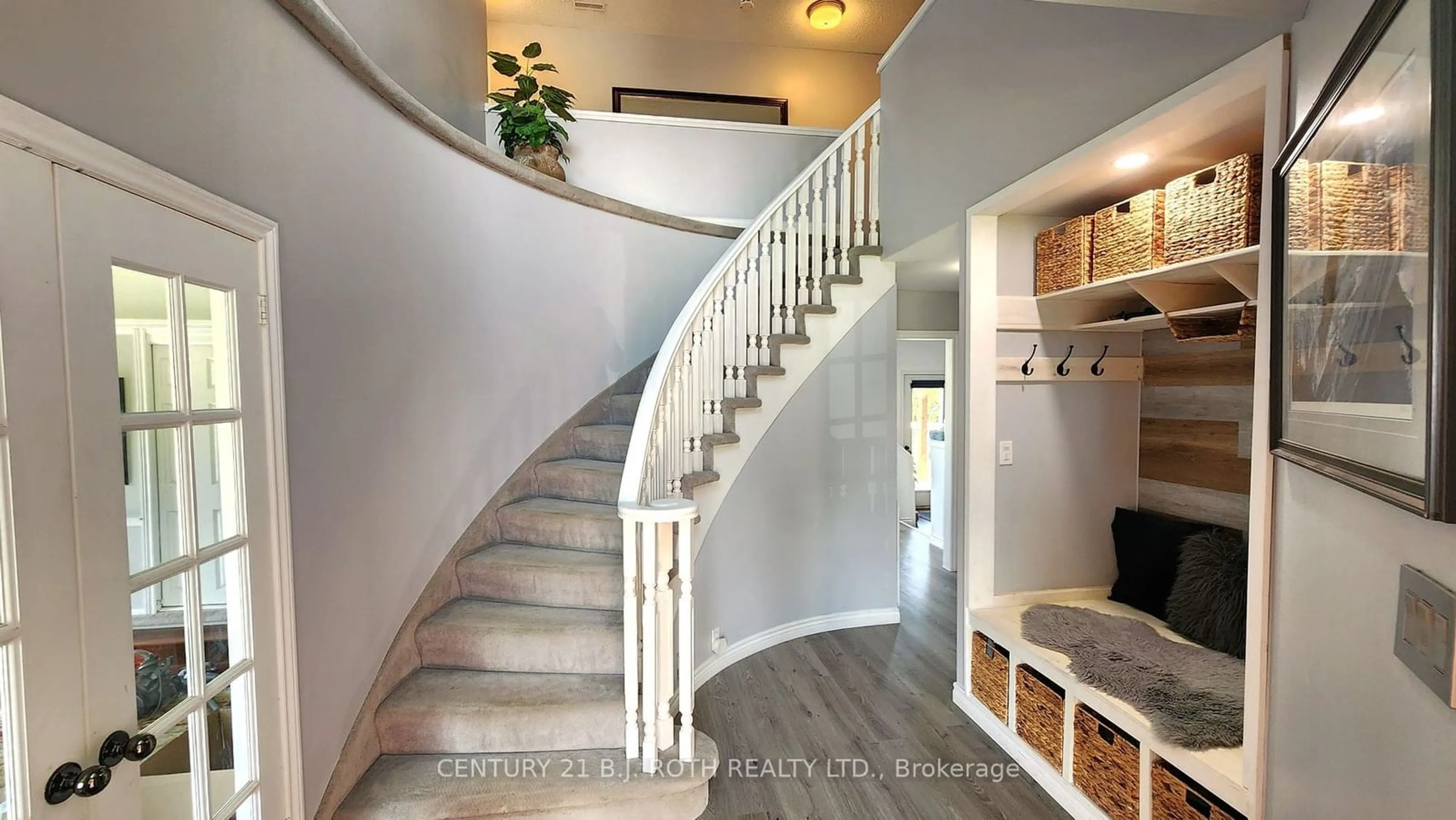 Stairs for 1252 Shore Acres Dr, Innisfil Ontario L0L 1R0