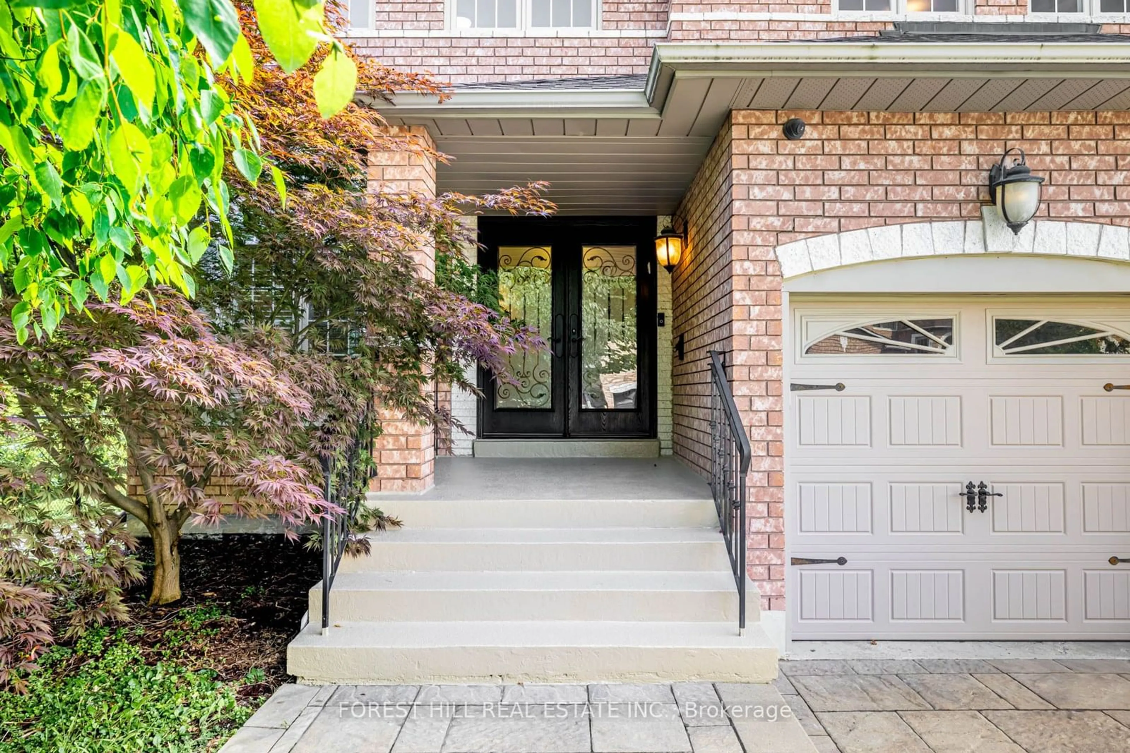 Home with brick exterior material for 23 Marinucci Crt, Richmond Hill Ontario L4C 0M3