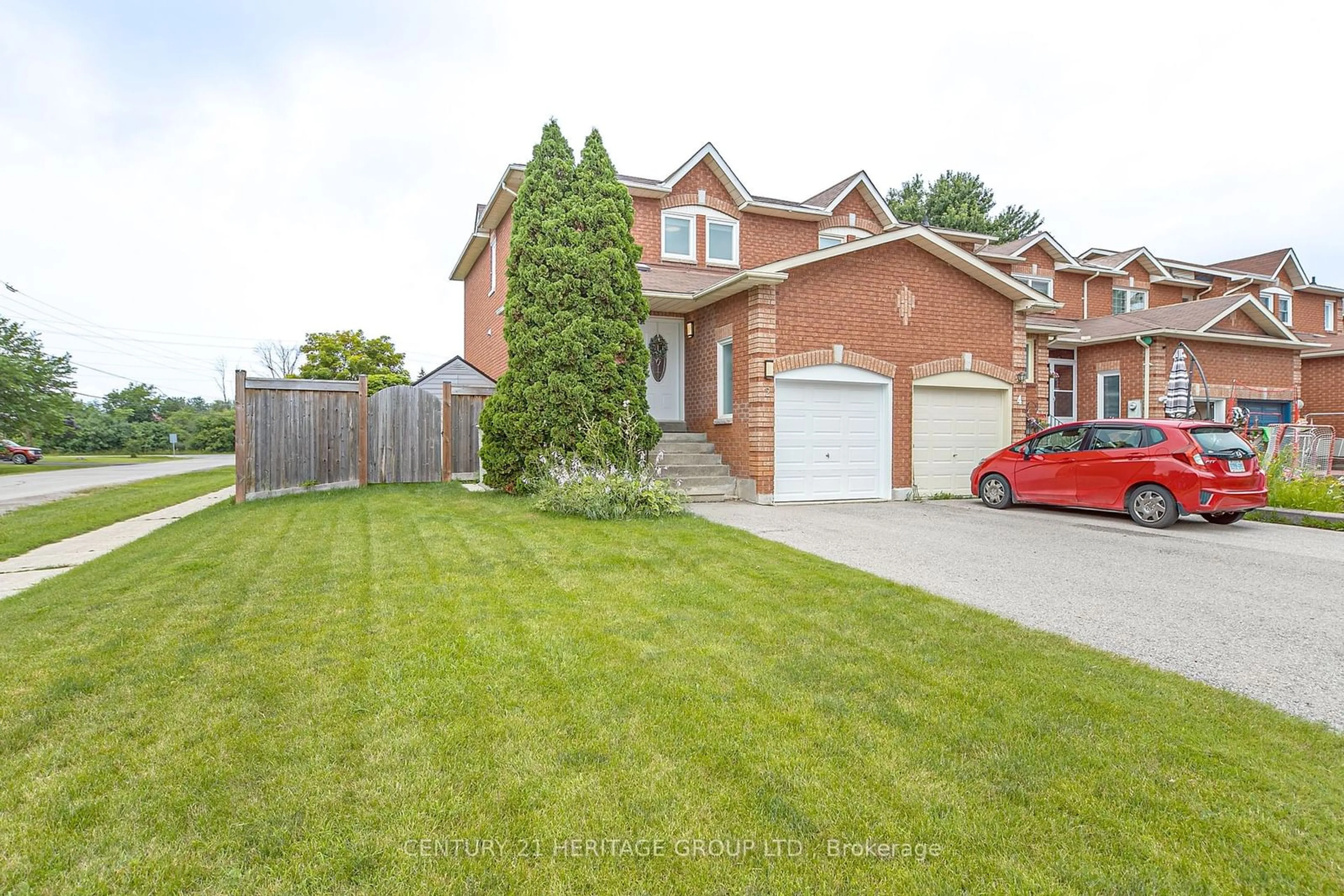 Frontside or backside of a home for 2 Skybird Lane, Georgina Ontario L4P 3S1