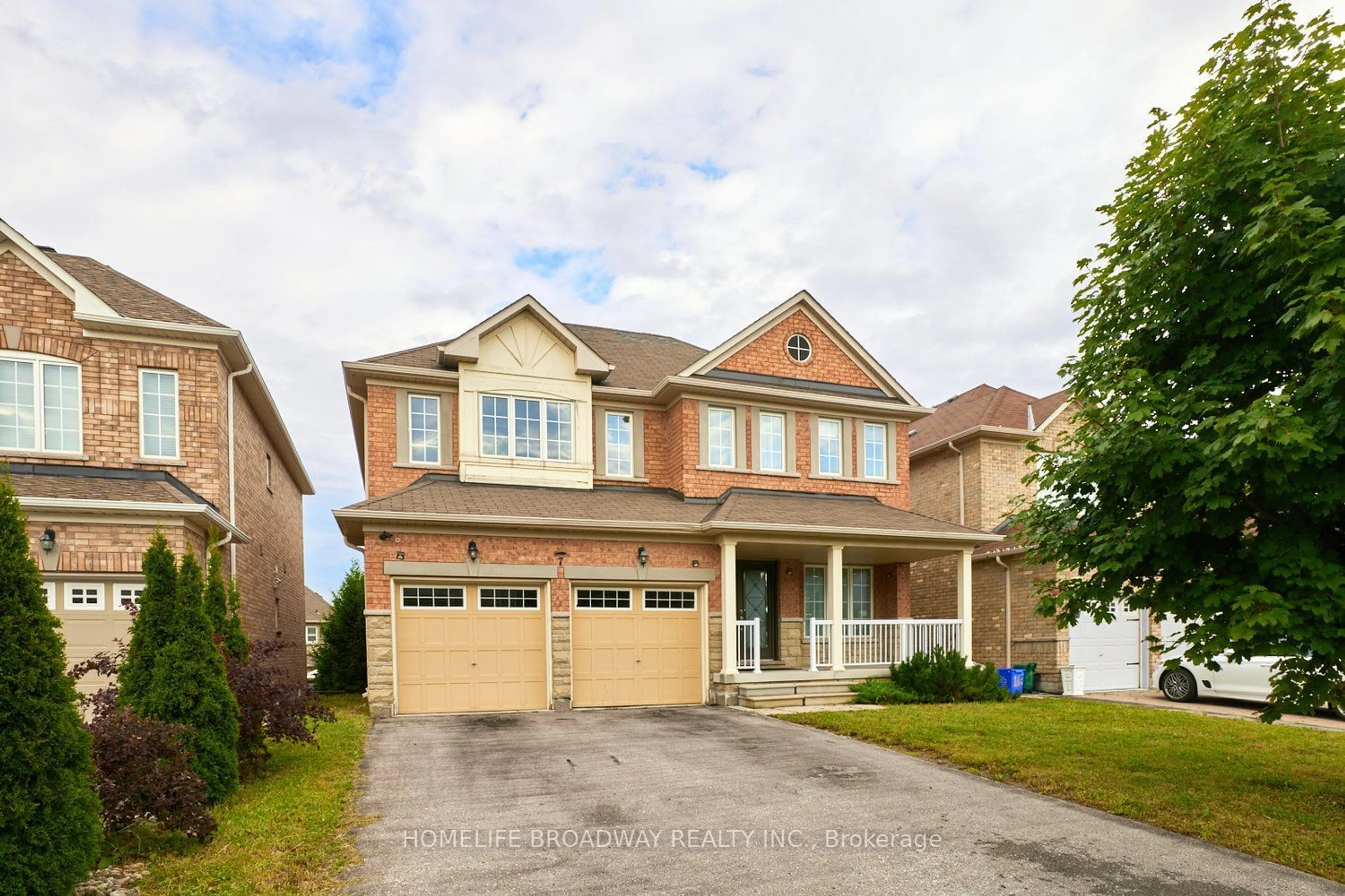 Frontside or backside of a home for 7 Edison Pl, Vaughan Ontario L6A 4N8