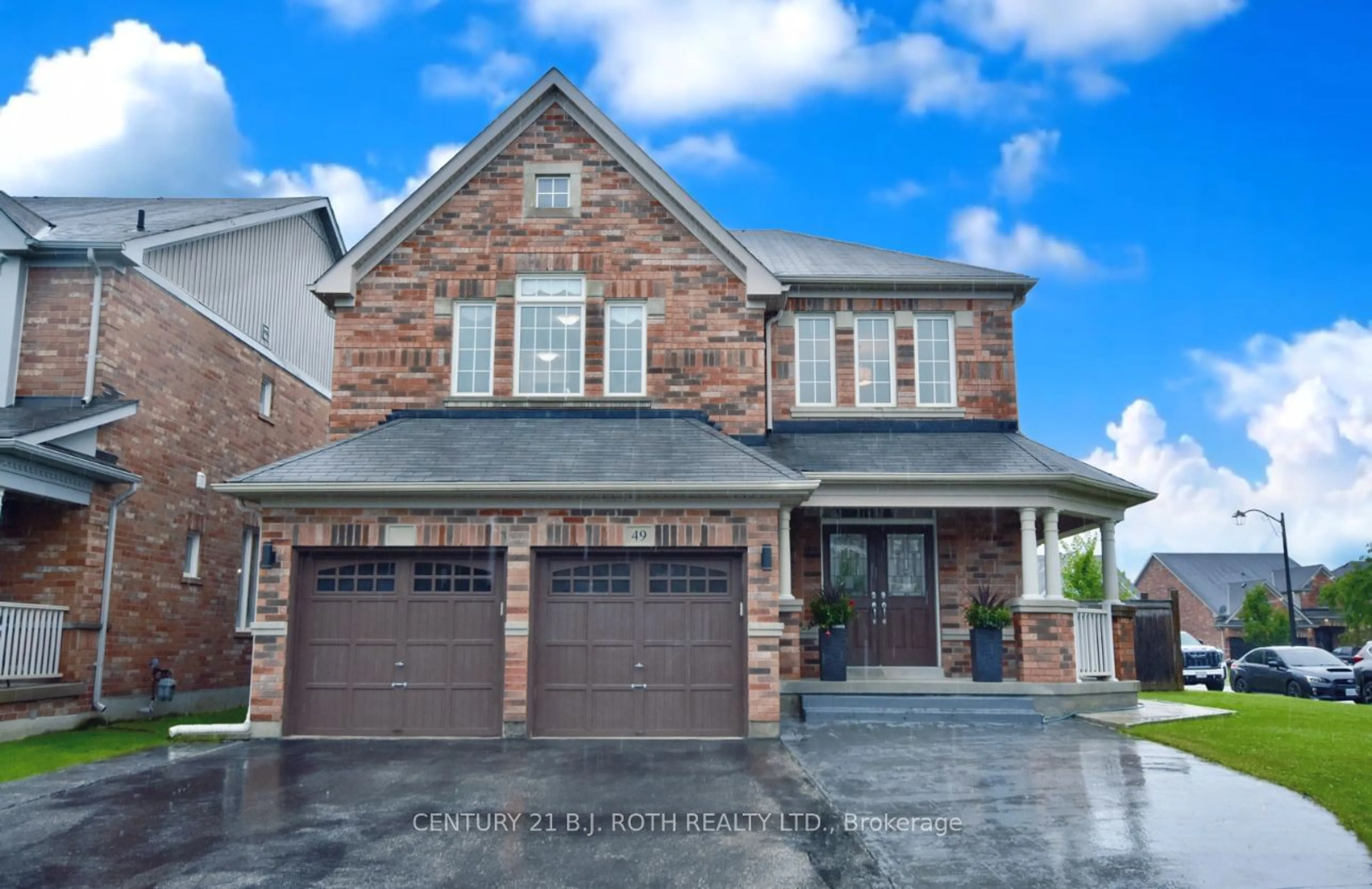 Home with brick exterior material for 49 Corwin Dr, Bradford West Gwillimbury Ontario L3Z 0E4
