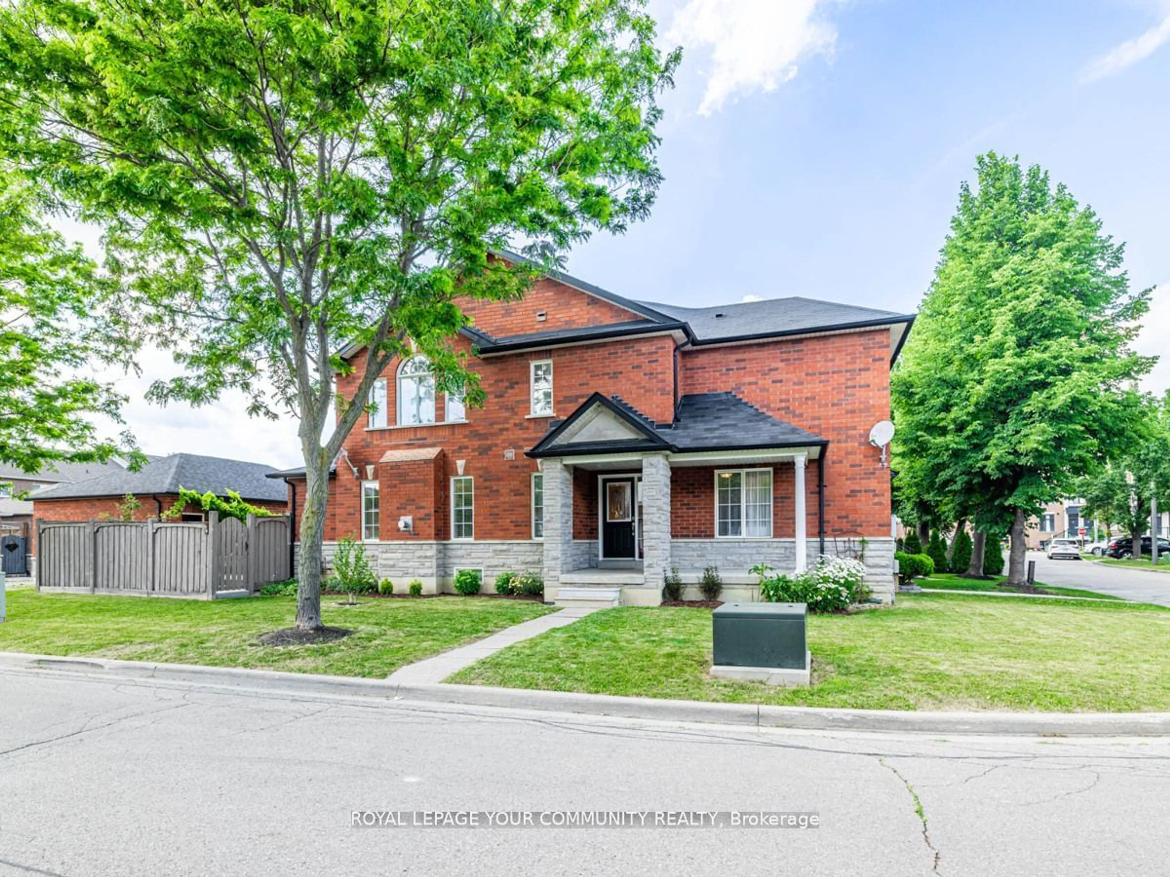 Home with brick exterior material for 2 Domenica Way, Vaughan Ontario L4H 1V4