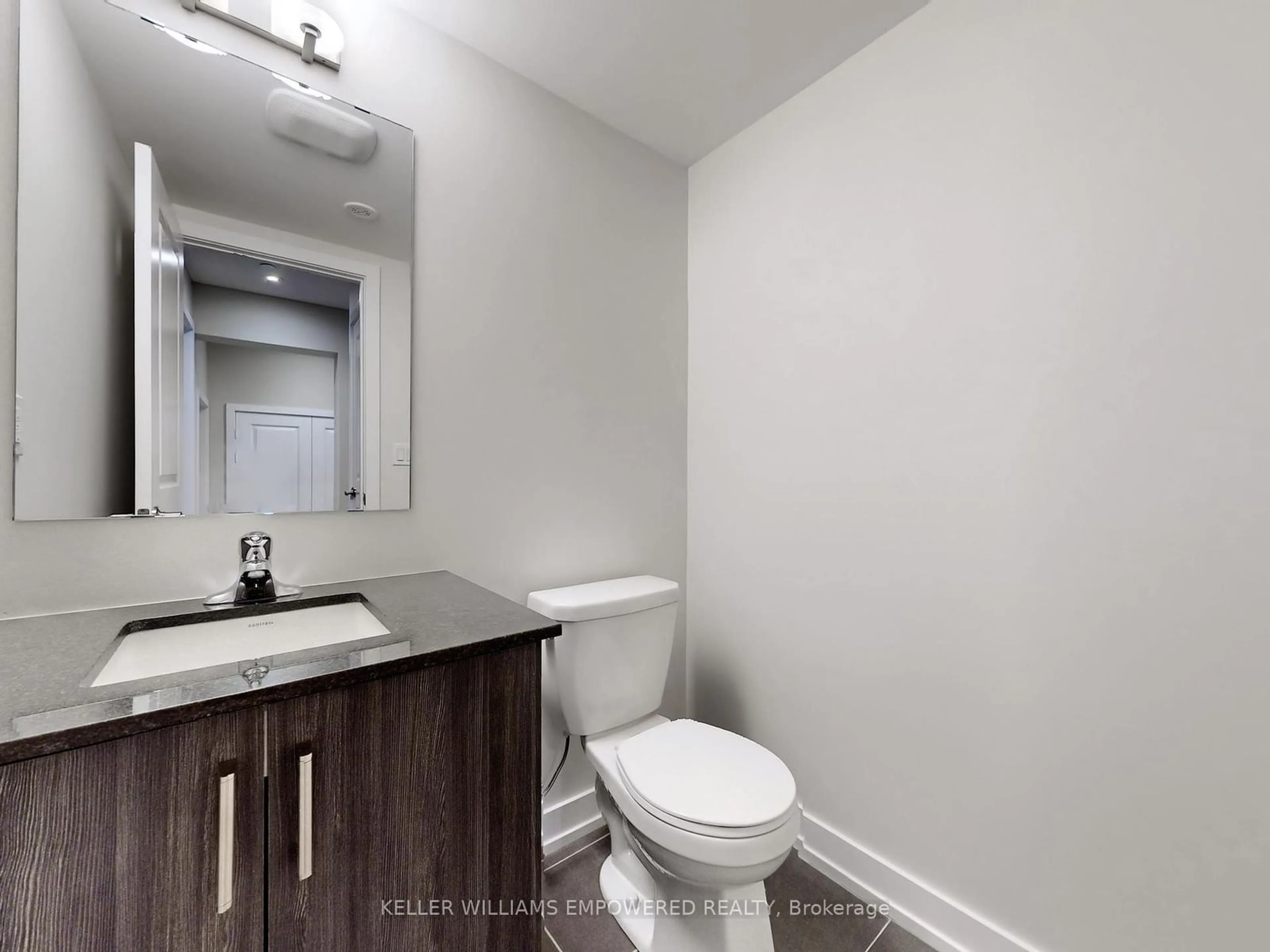 Standard bathroom, unknown for 3 Ingersoll Lane, Richmond Hill Ontario L4E 1G9